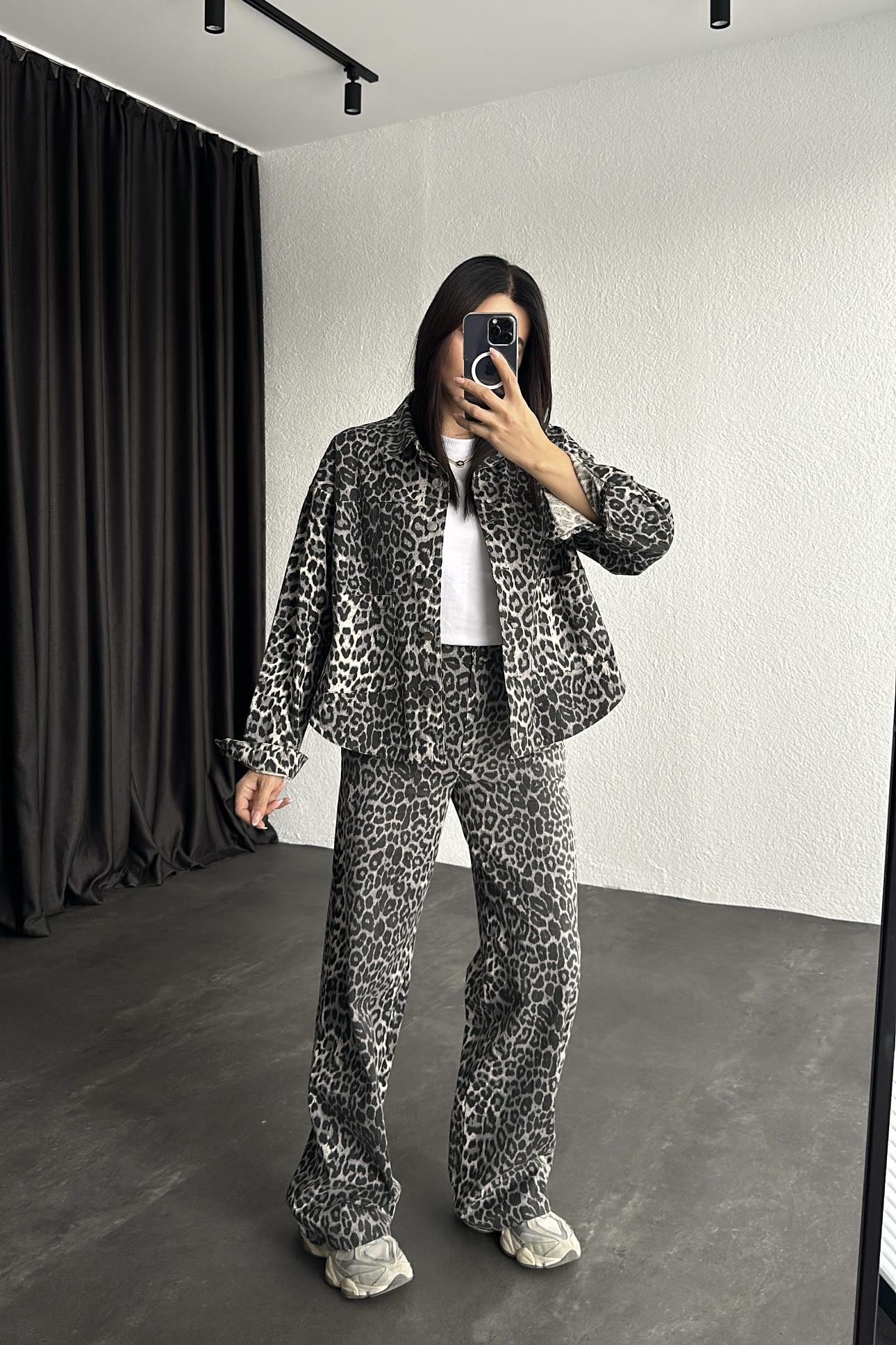 Gabardin Kumaş Cepli Leopar Ceket