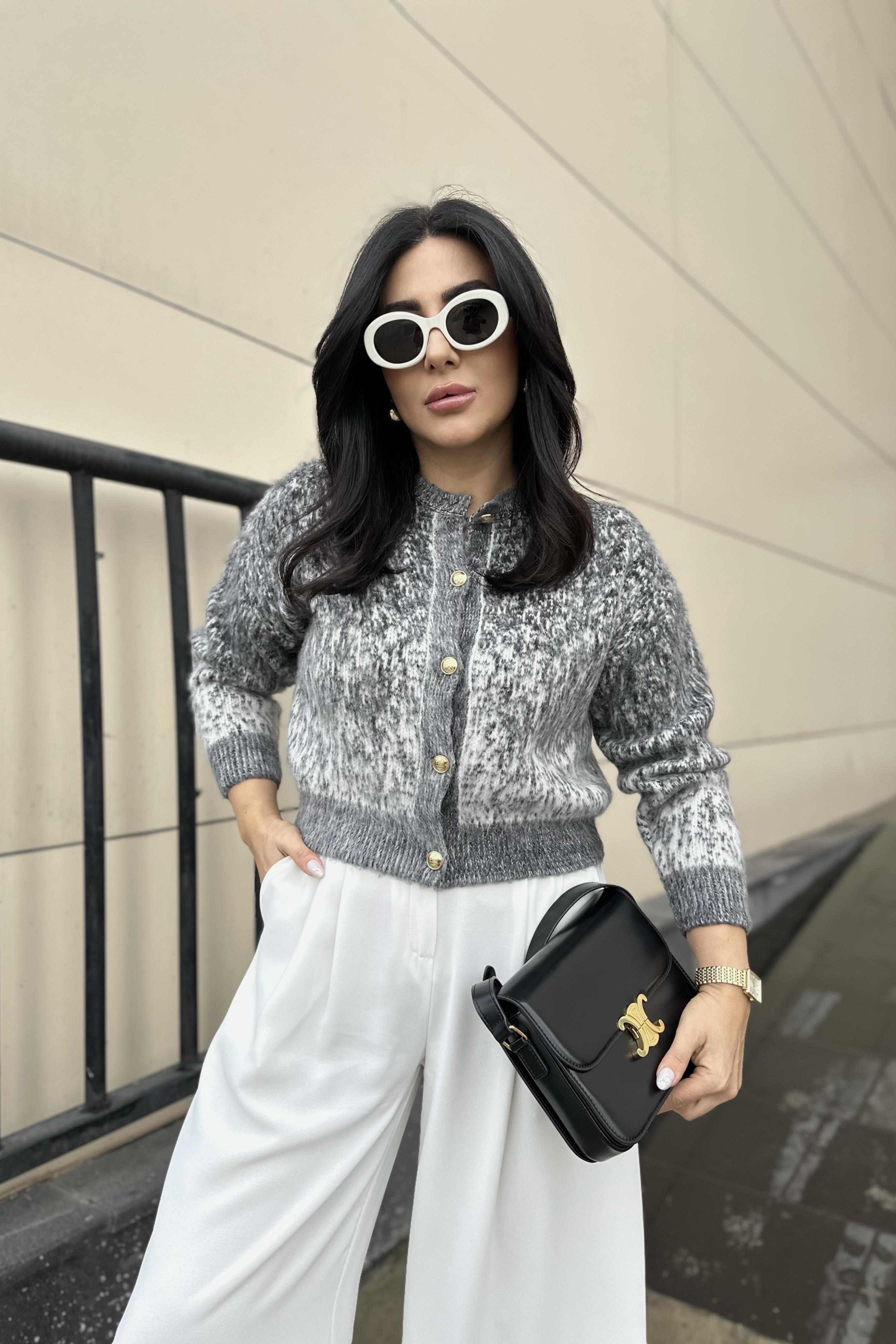 Gold Düğmeli Gri Kırçıllı Şardonlu Hırka