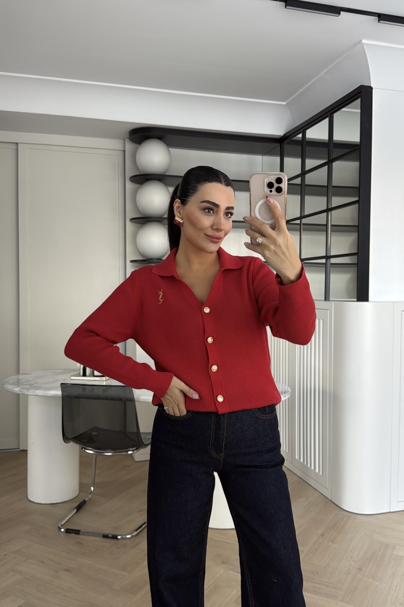 GOLD DÜĞMELİ MARKA MODEL HIRKA KIRMIZI 