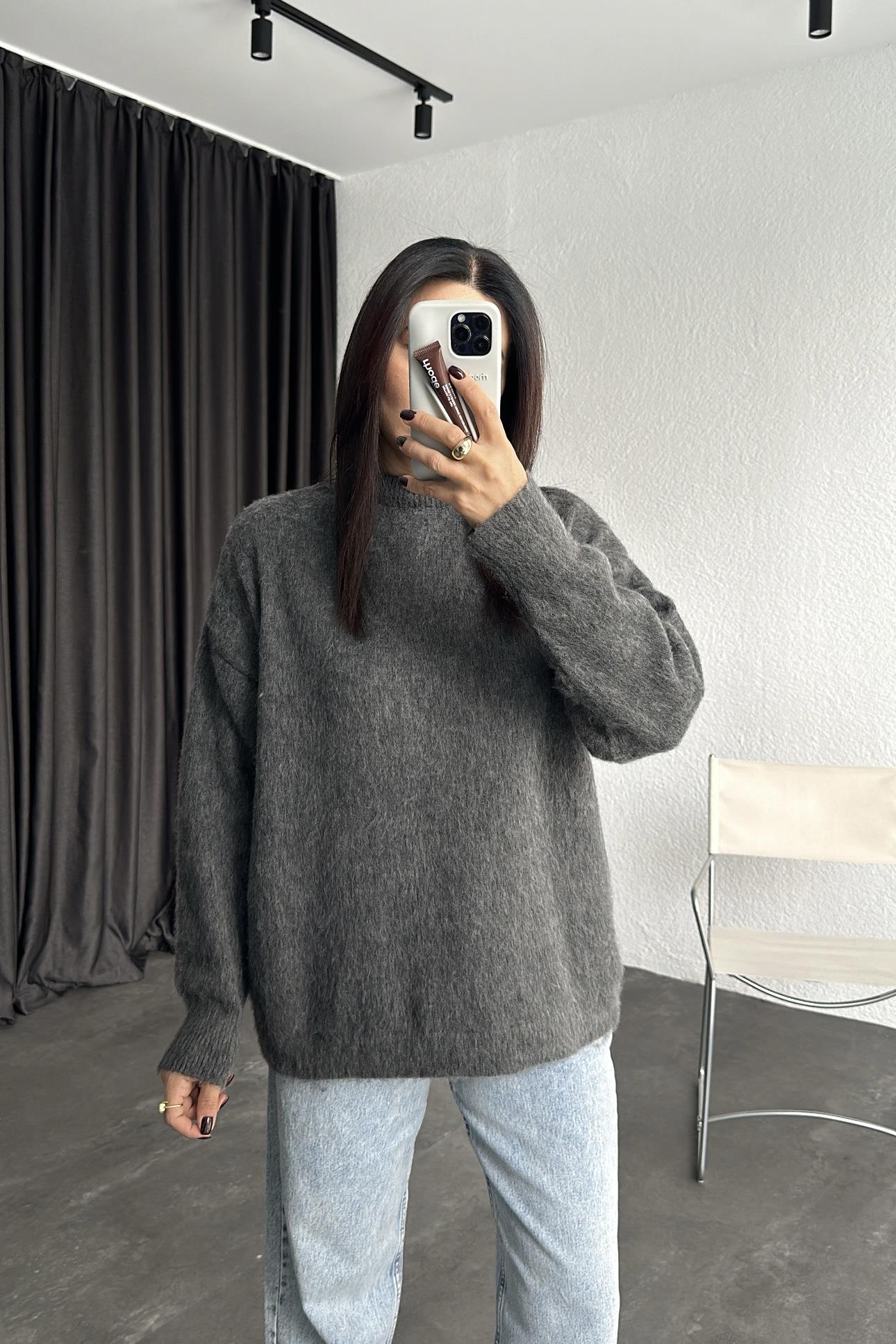 Gri Marka Model Bisiklet Yaka Şardonlu Basic Triko Kazak