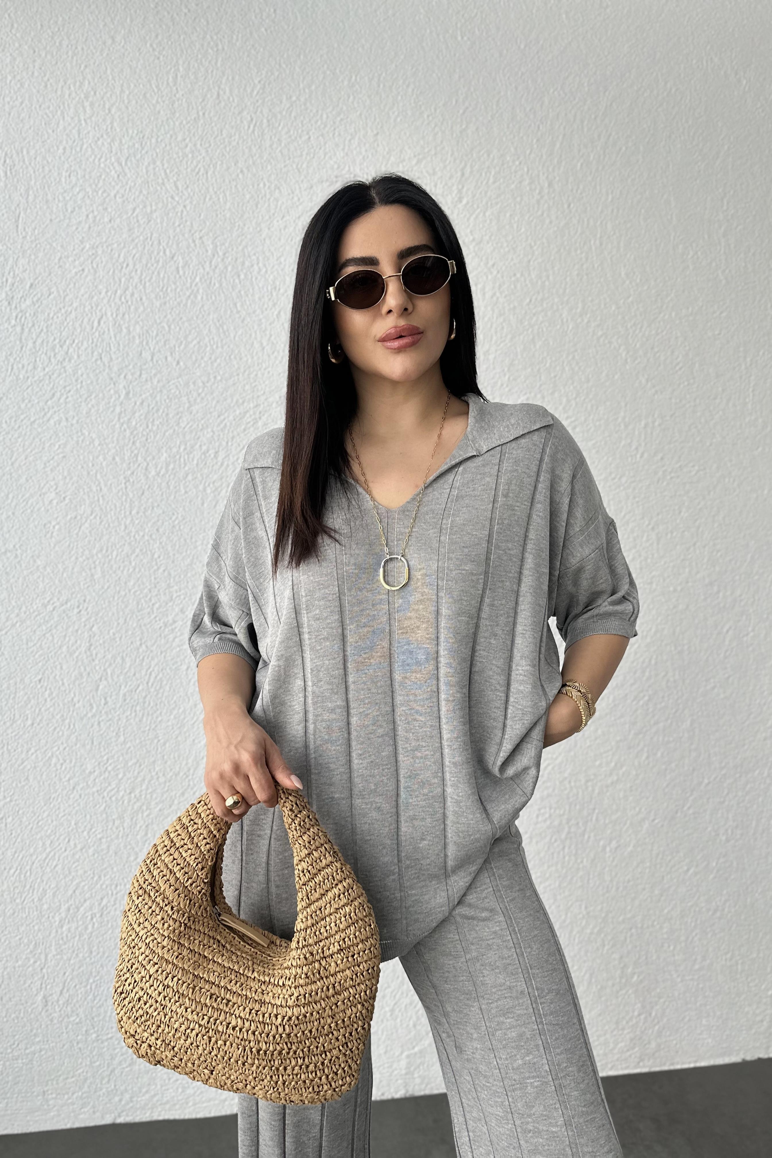 Gri Renk Oversize Yazlık Triko Takım