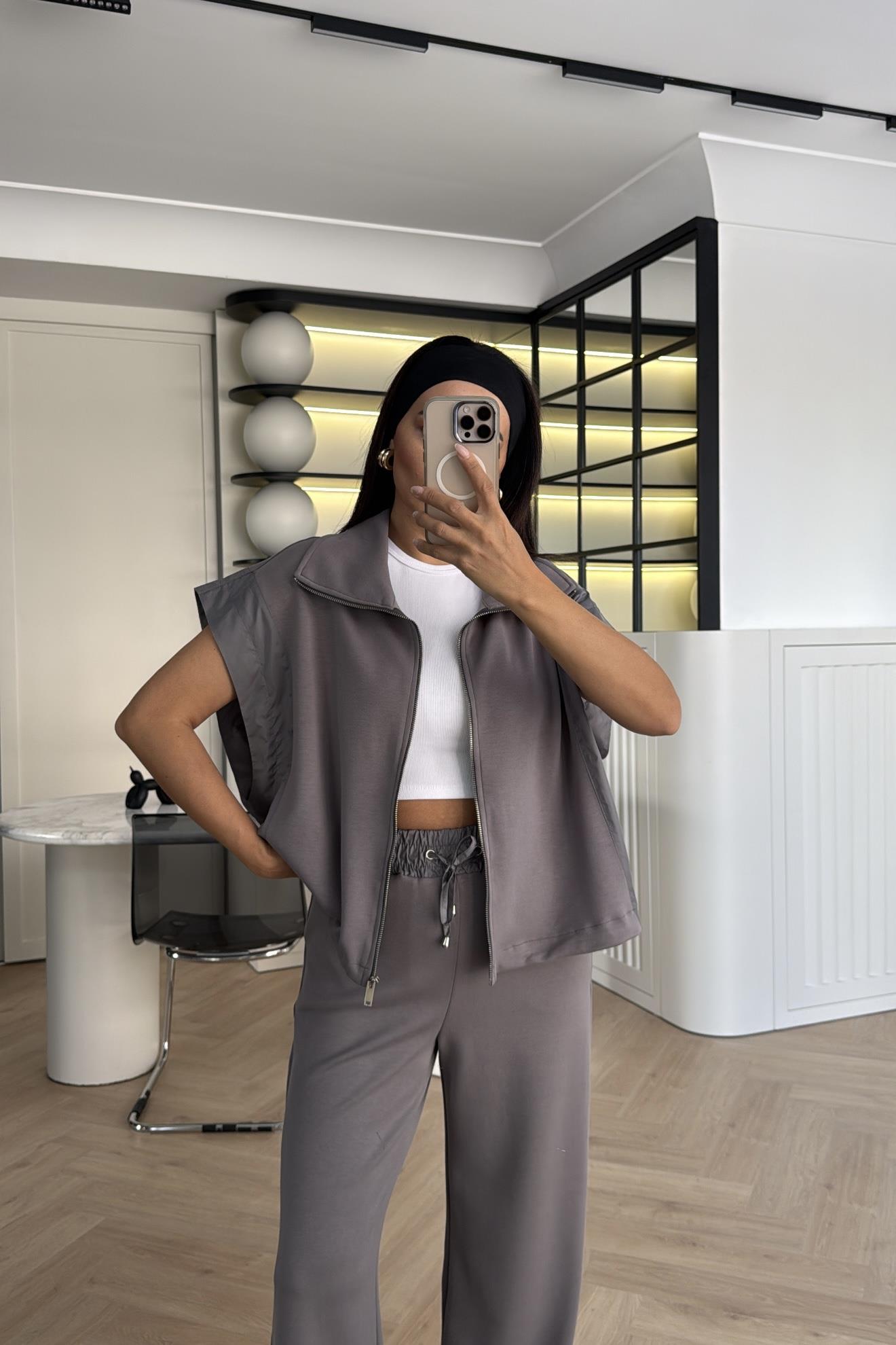 GRİ YELEKLİ MODAL TAKIM