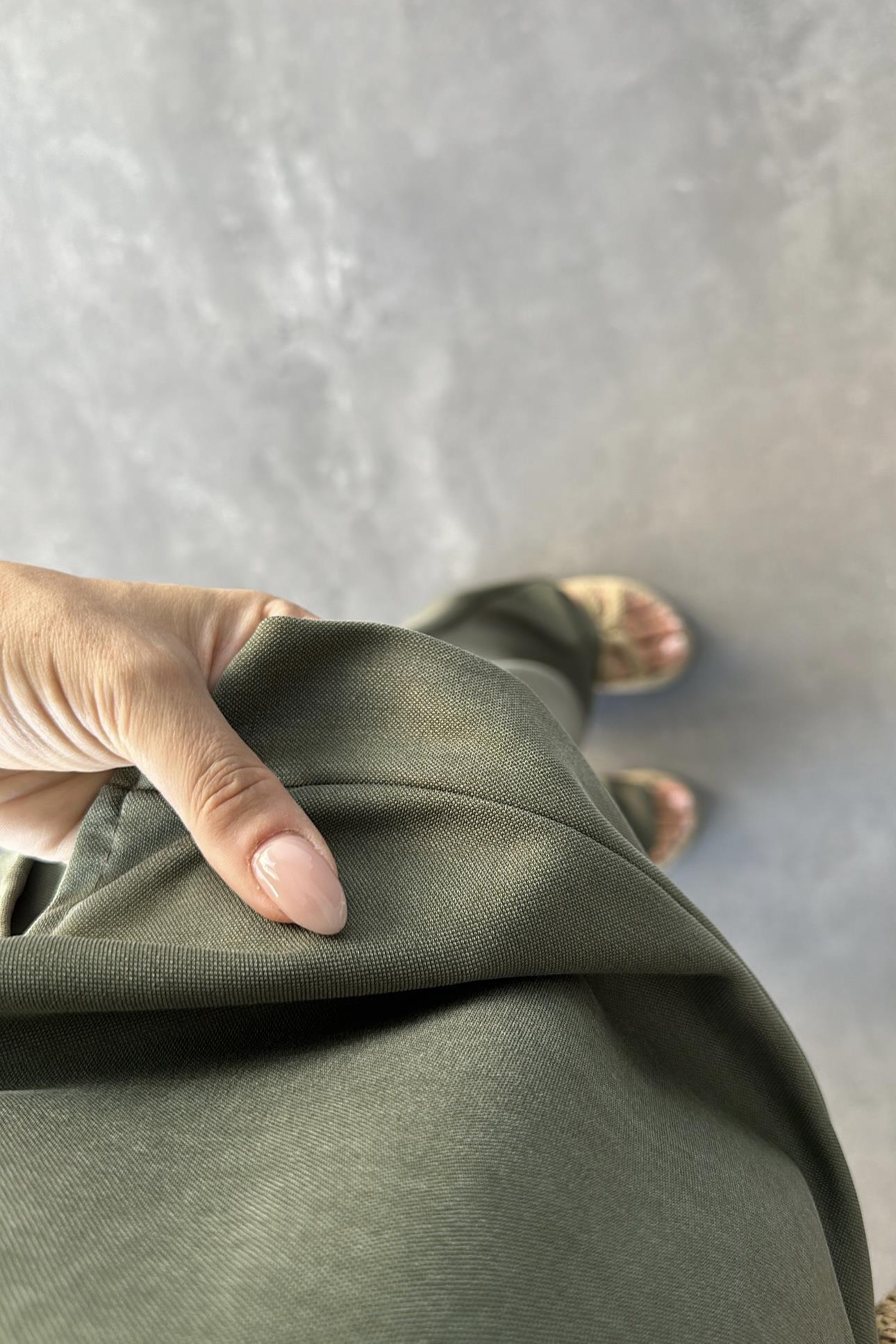 Haki Renk Pike Takım