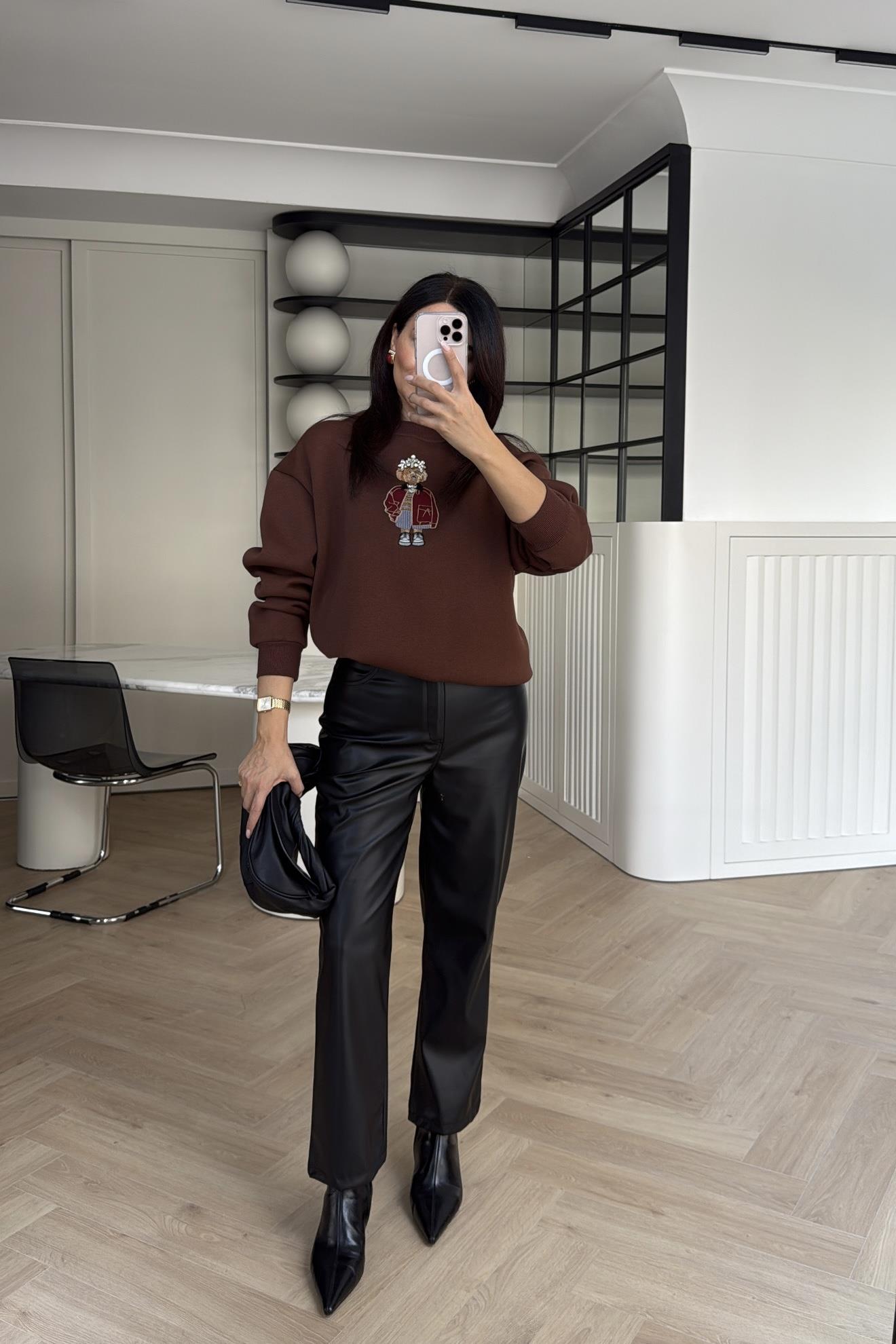 KAHVE AYICIKLI TAŞ DETAYLI SWEATSHIRT