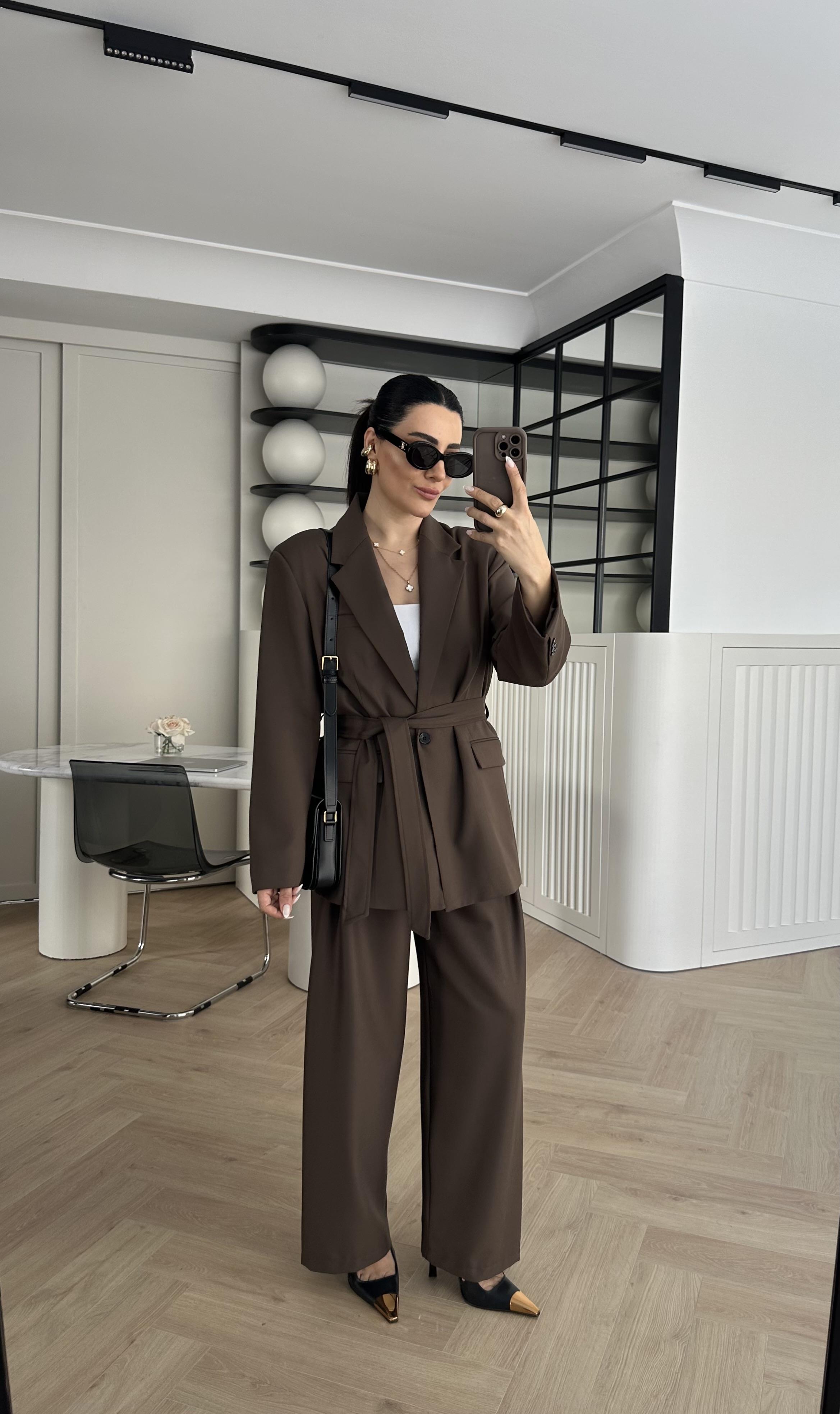 Kahve Kuşak Detaylı Premium Ceket Pantolon Takım