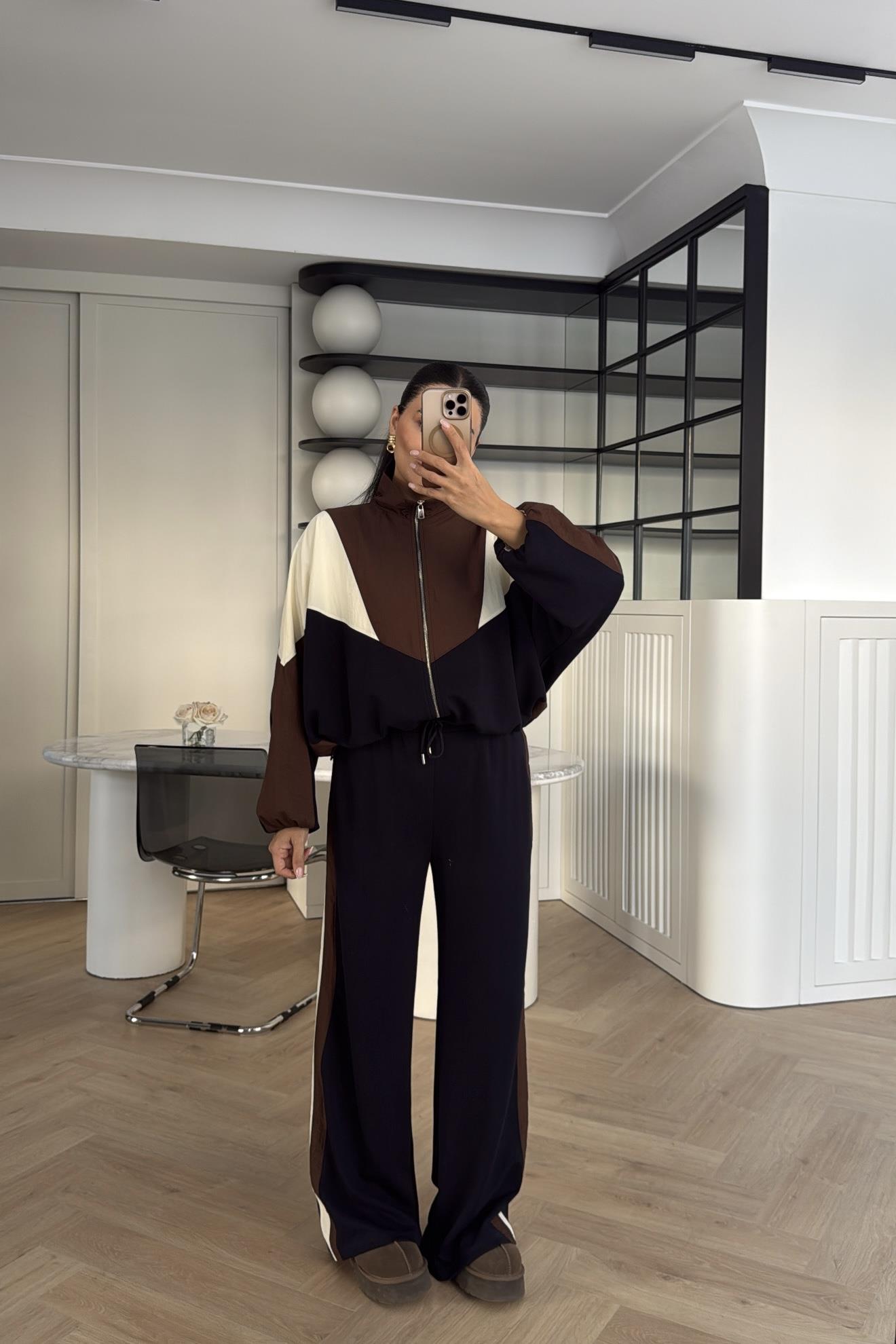 KAHVE PARAŞÜT KUMAŞ GEÇİŞLİ MODAL EŞOFMAN TAKIMI 