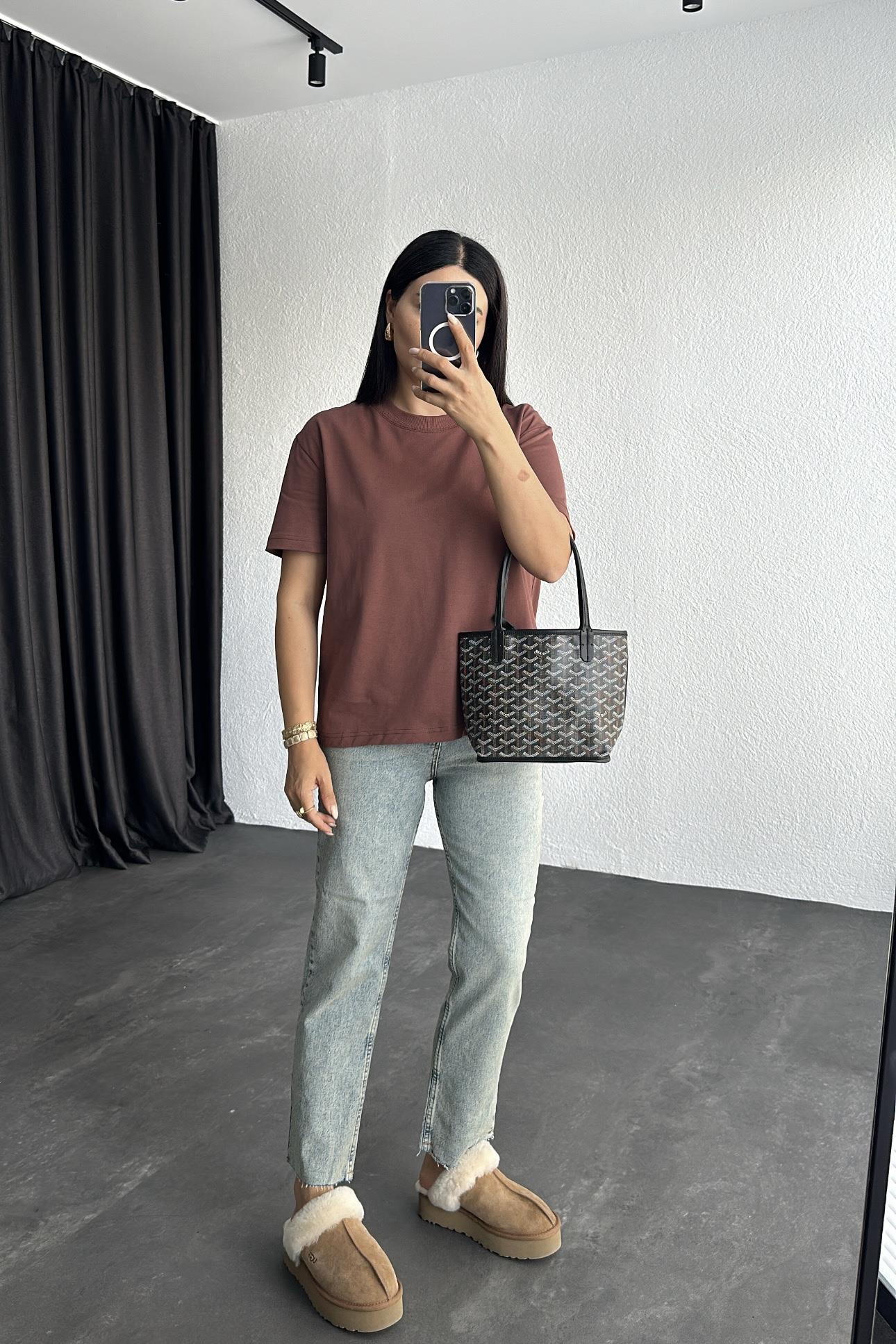 Kahve Renk Dekoratif Yaka Dilvin Marka Basic