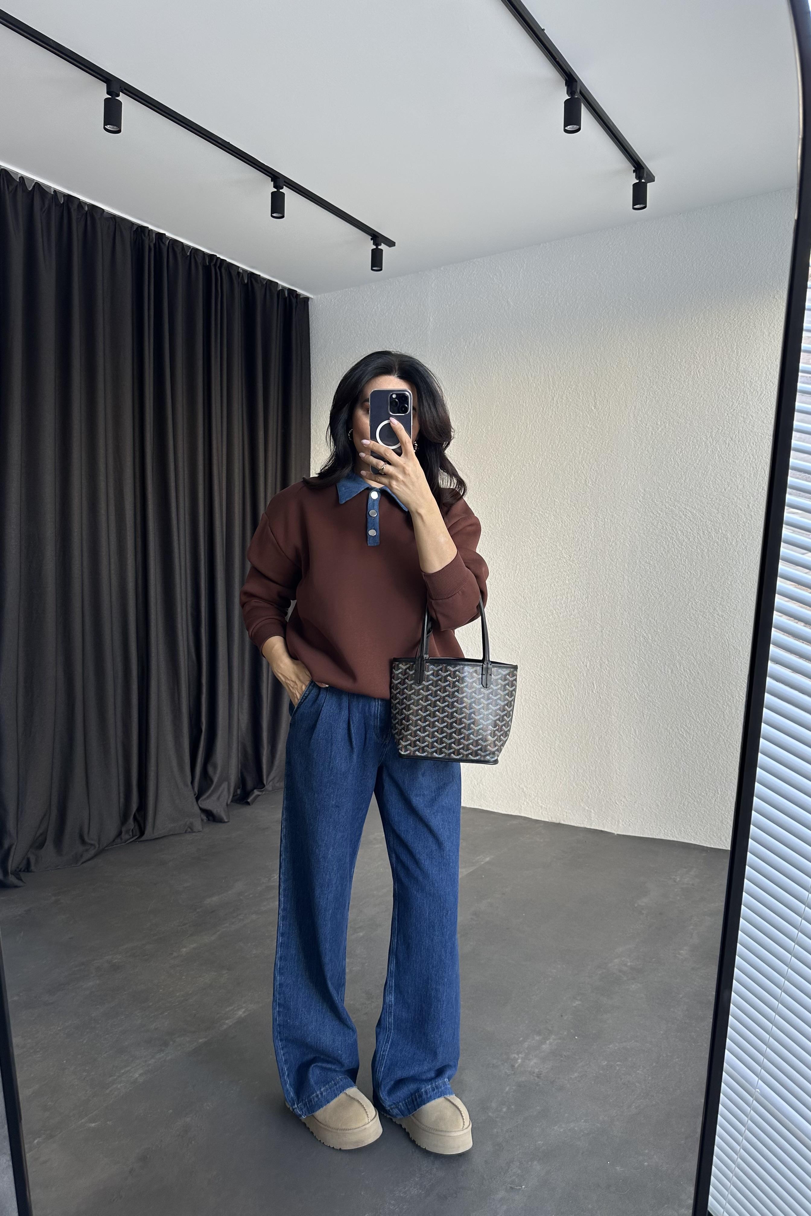 Kahve Renk Yakası Denim Detay Şardonlu Sweatshirt 