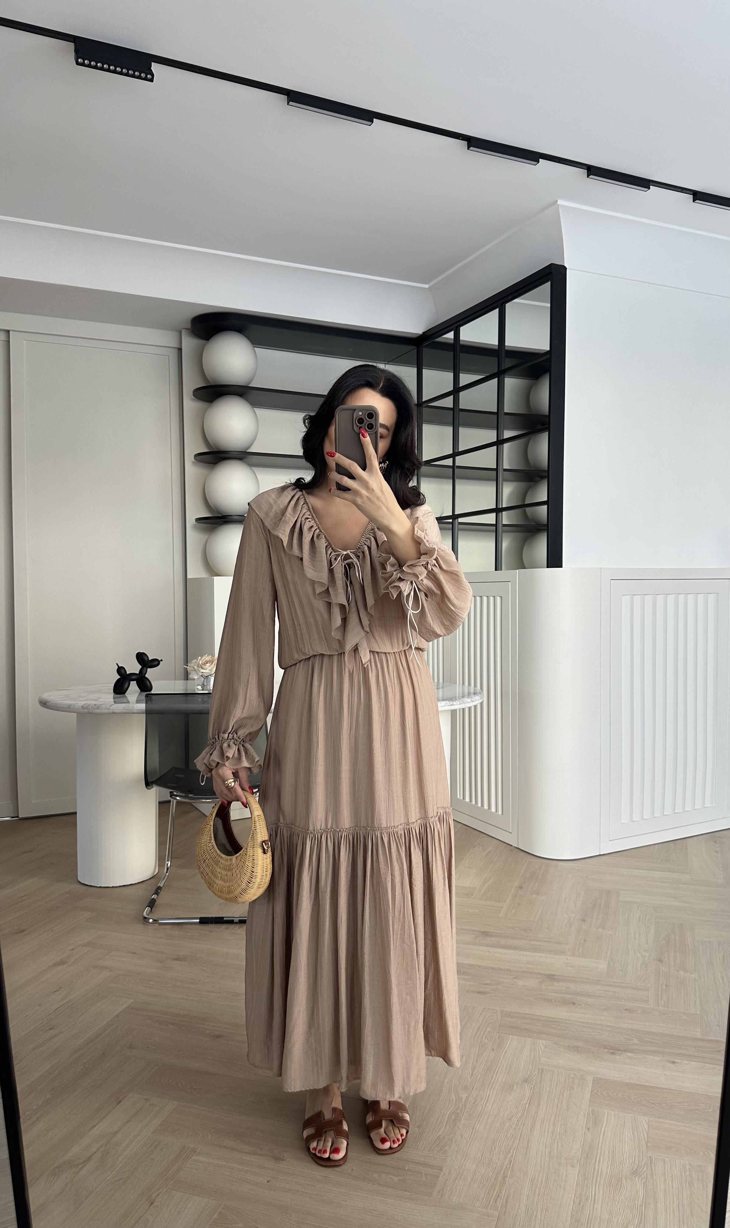 Kahve V Yaka Astarlı Tensel Kumaş Elbise