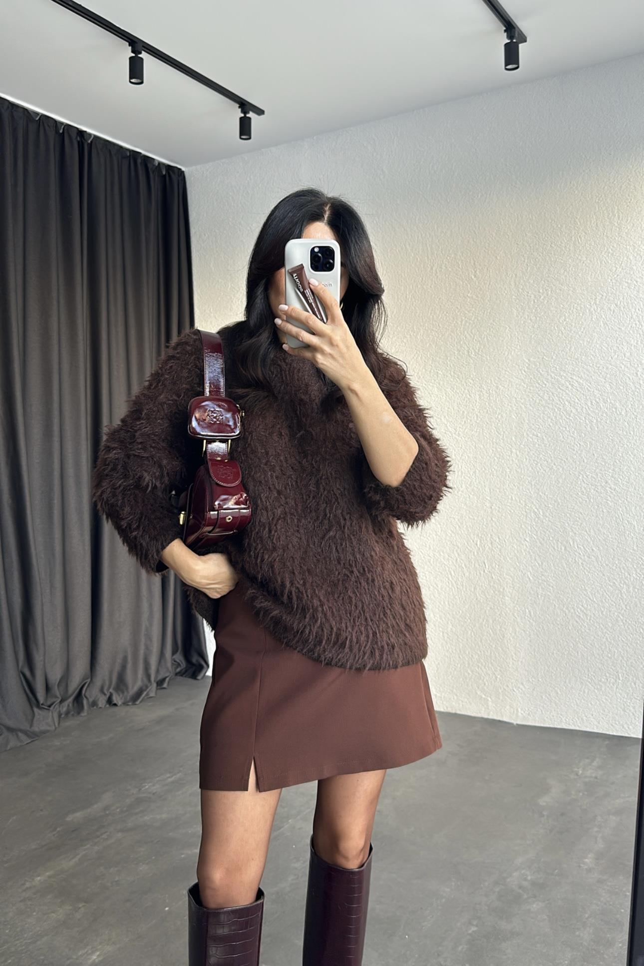 Kahverengi Yumuşak Peluş Kazak