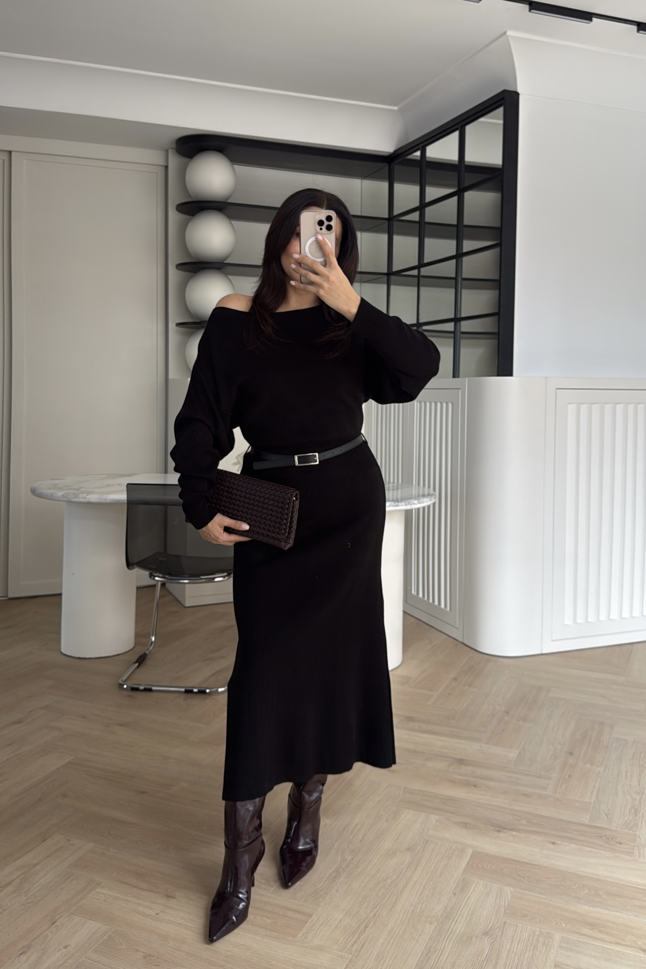 KEMERLİ TRİKO ELBİSE SİYAH