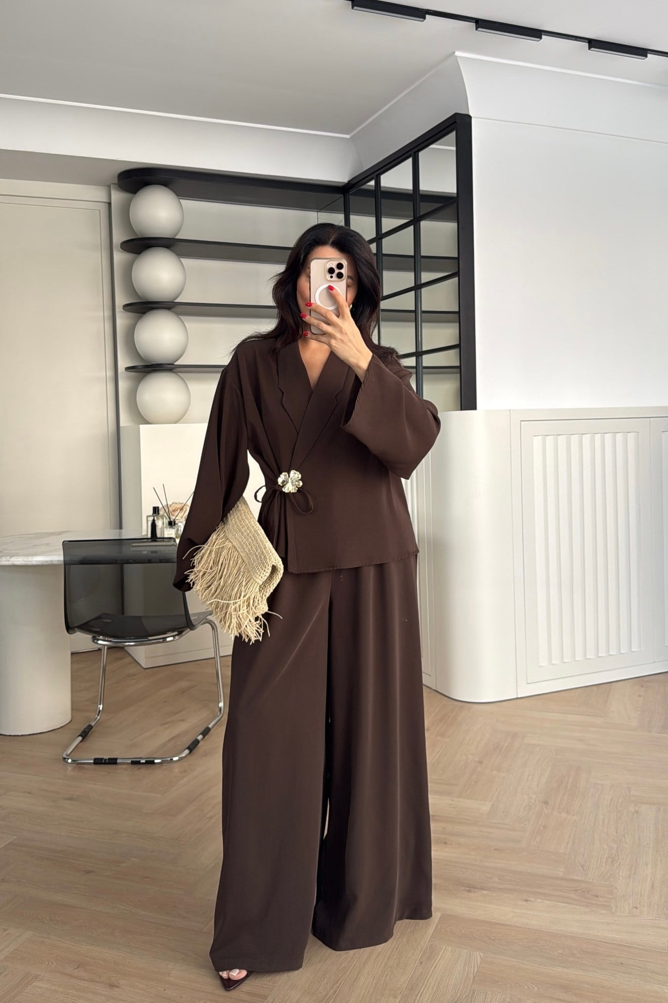 KİMONA KESİM BROŞ DETAYLI PALAZZO TAKIM KAHVE