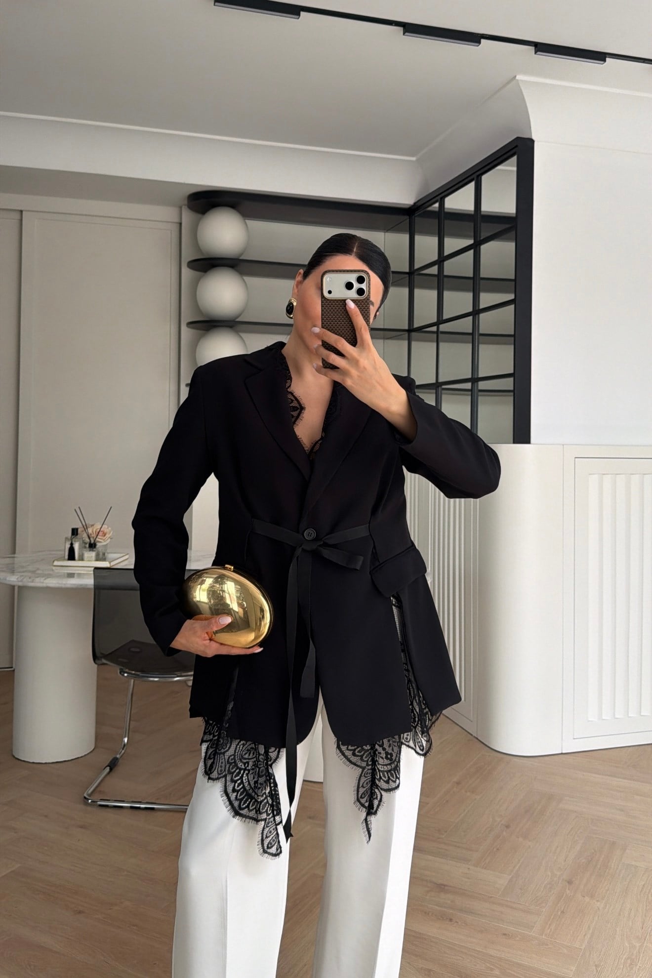 KRUVAZE YAKA DANTEL GARNİLİ BLAZER CEKET SİYAH 