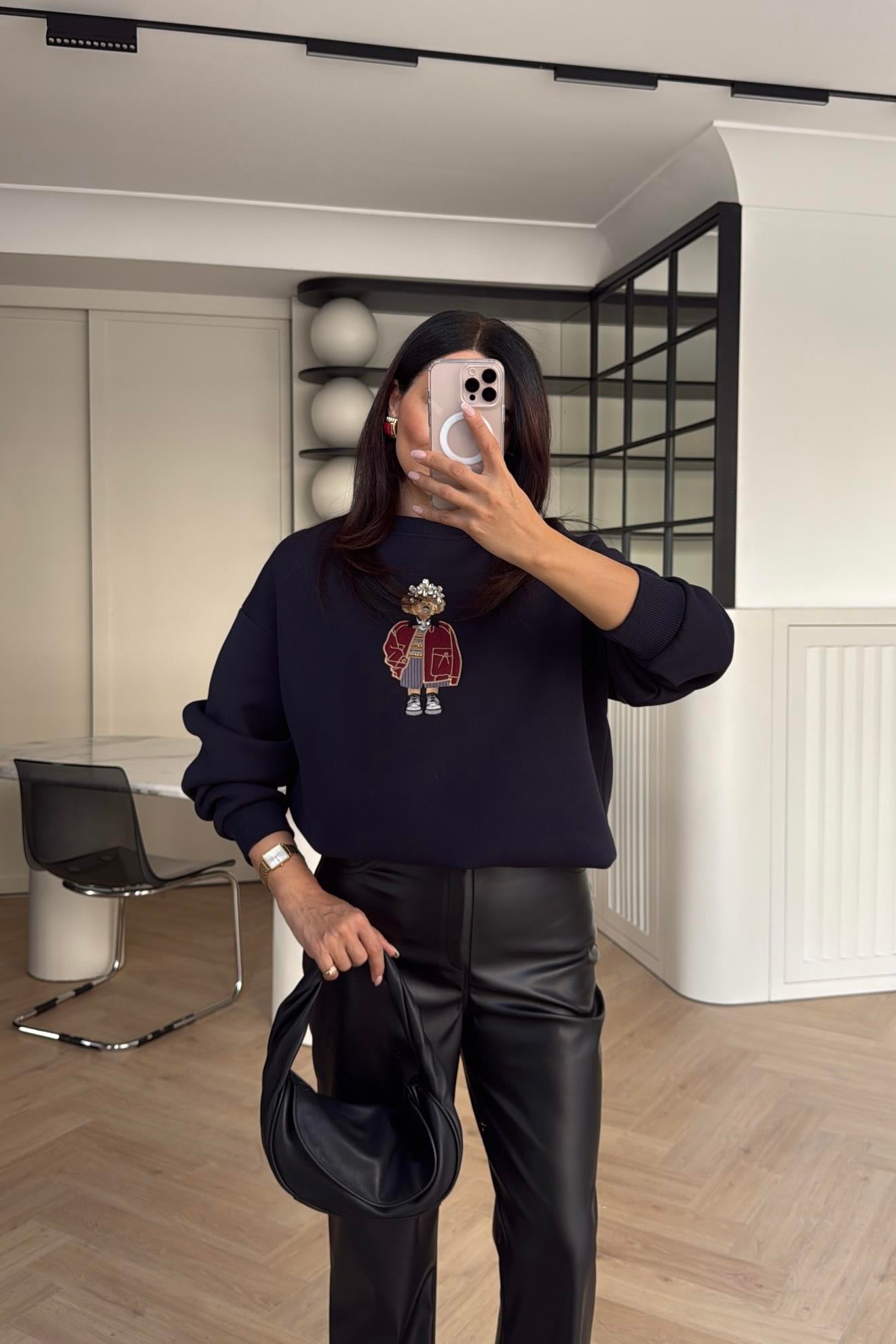 LACİVERT AYICIKLI TAŞ DETAYLI SWEATSHIRT