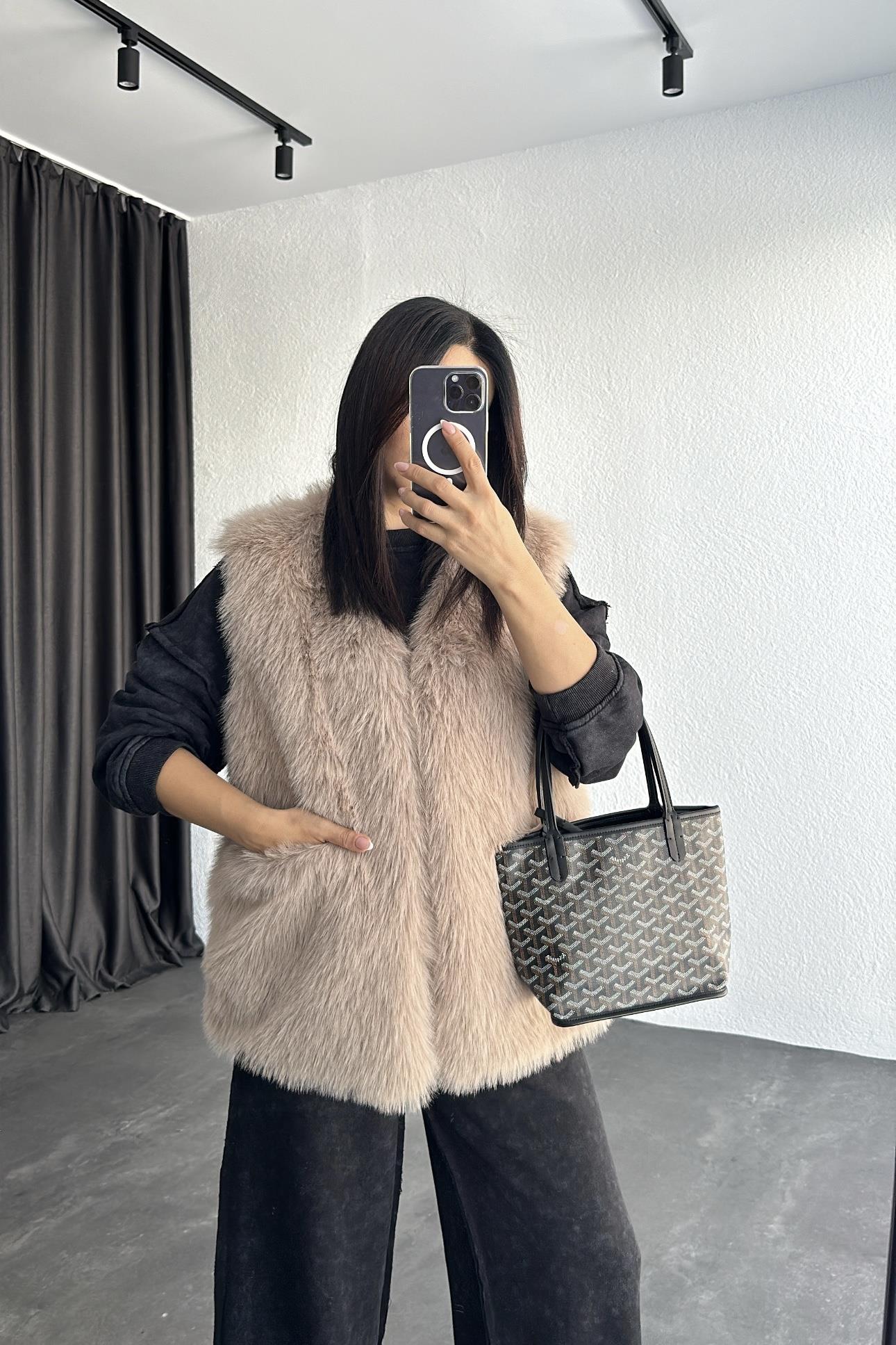 Lüx Kalite İçi Deri Detaylı Astarlı Kürk Yelek 