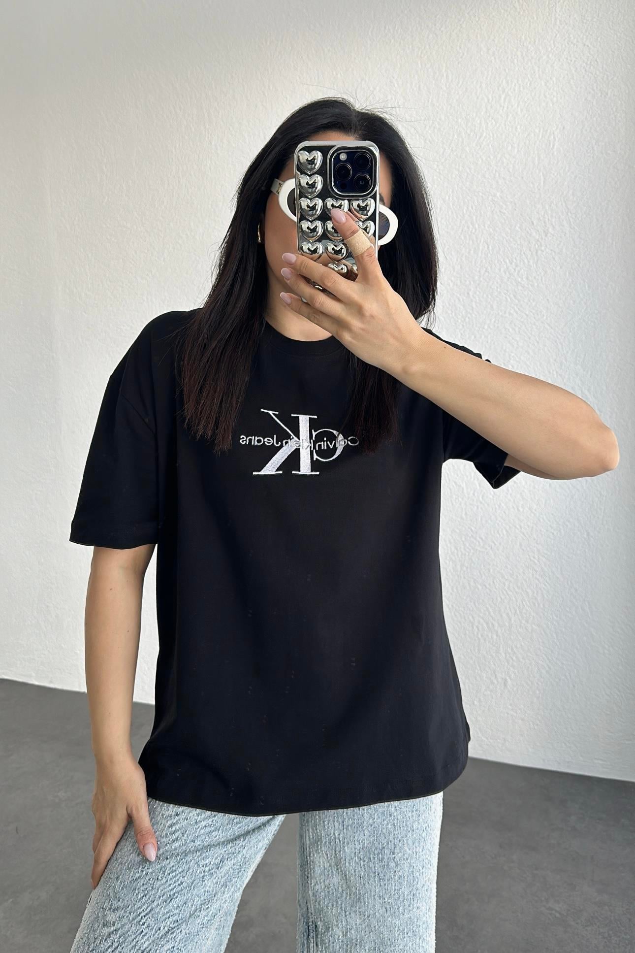 Marka Logo Nakışlı SiyahTişört