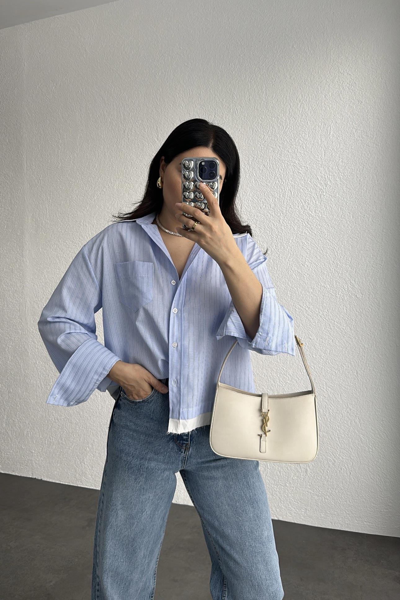 Marka Model Oversize Çizgili Tasarım Gömlek