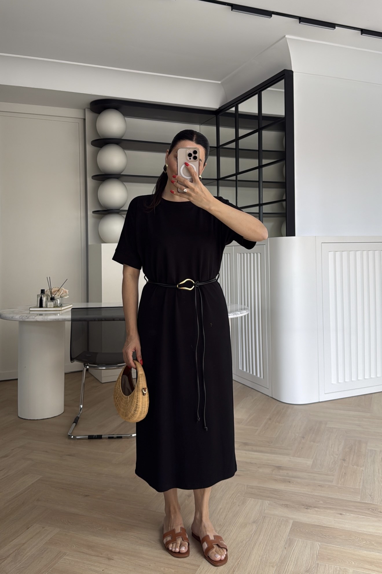 MODAL KUMAŞ KEMER DETAYLI MİDİ ELBİSE SİYAH