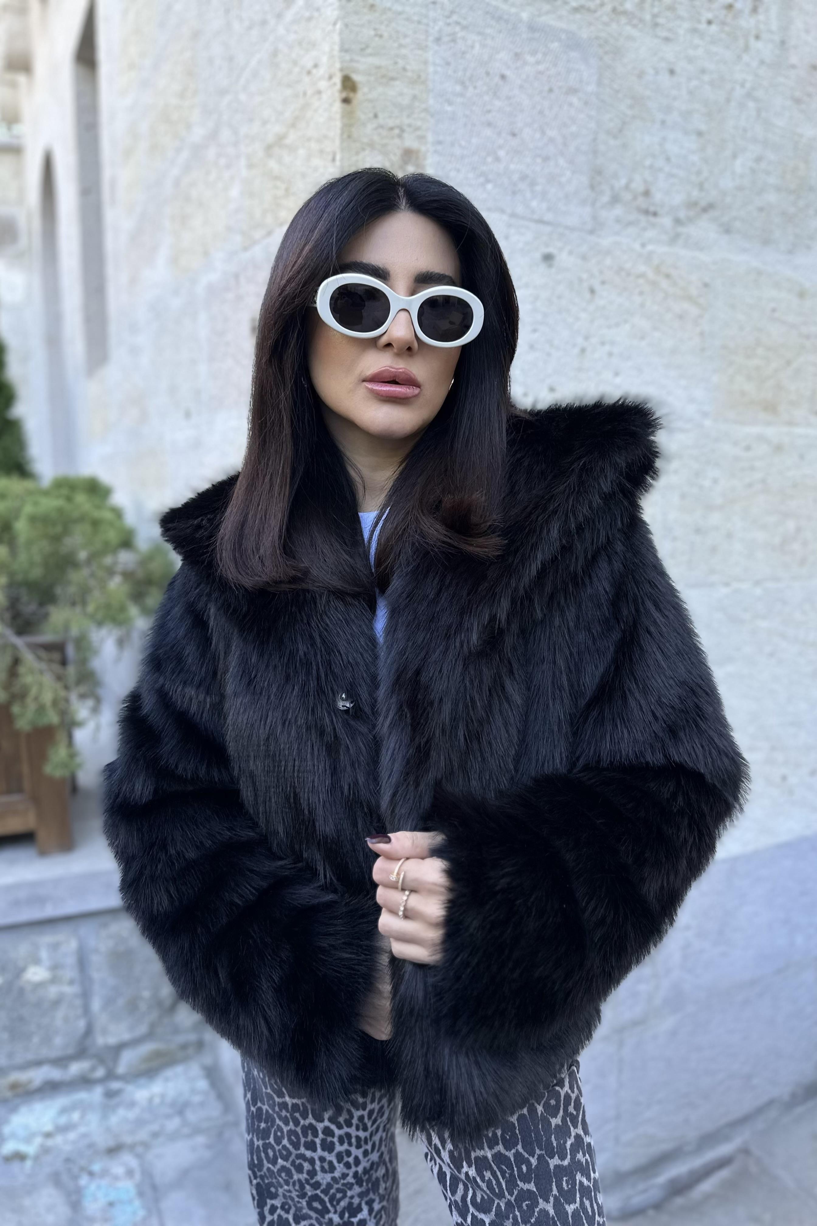 Oslo Model Siyah Renk Kürk Ceket 