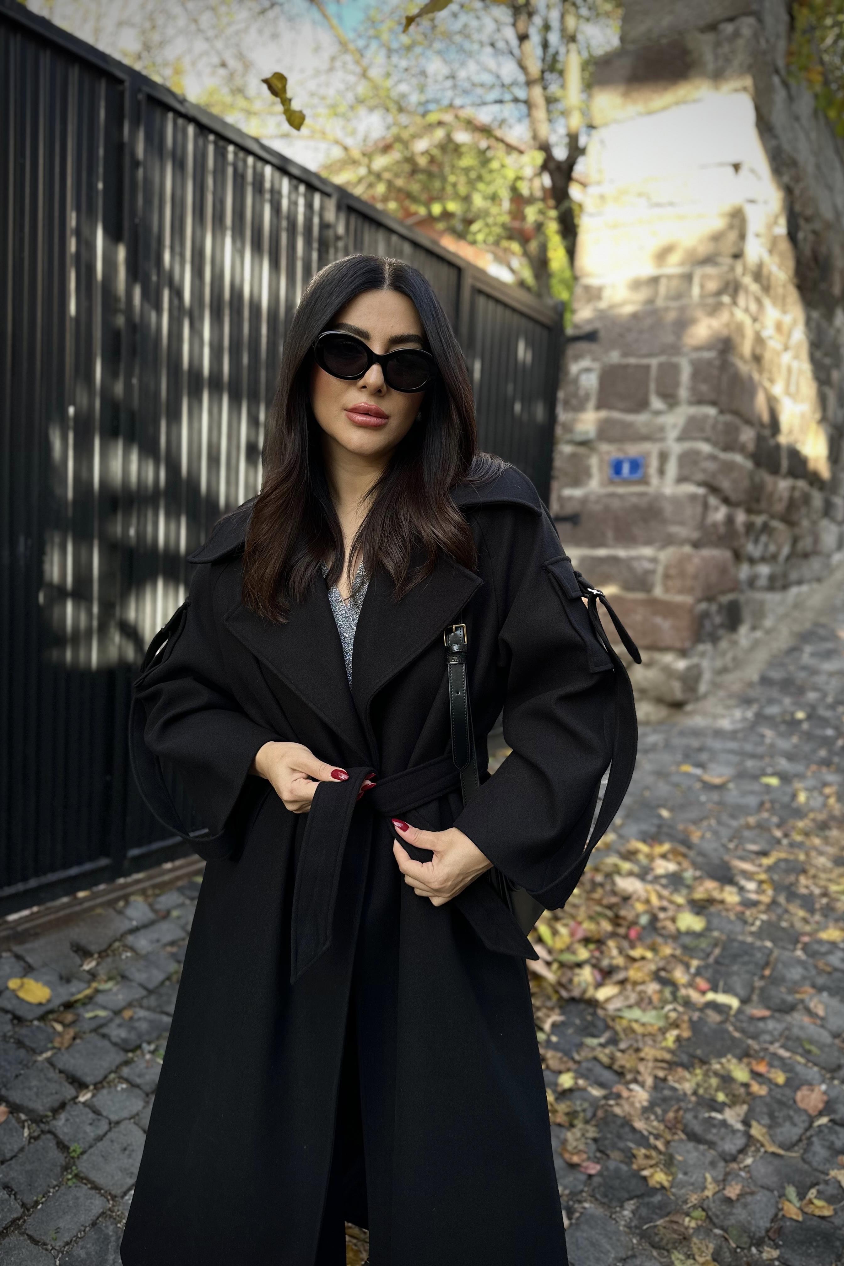 Premium Kol Detay Kaşe Kaban Siyah 