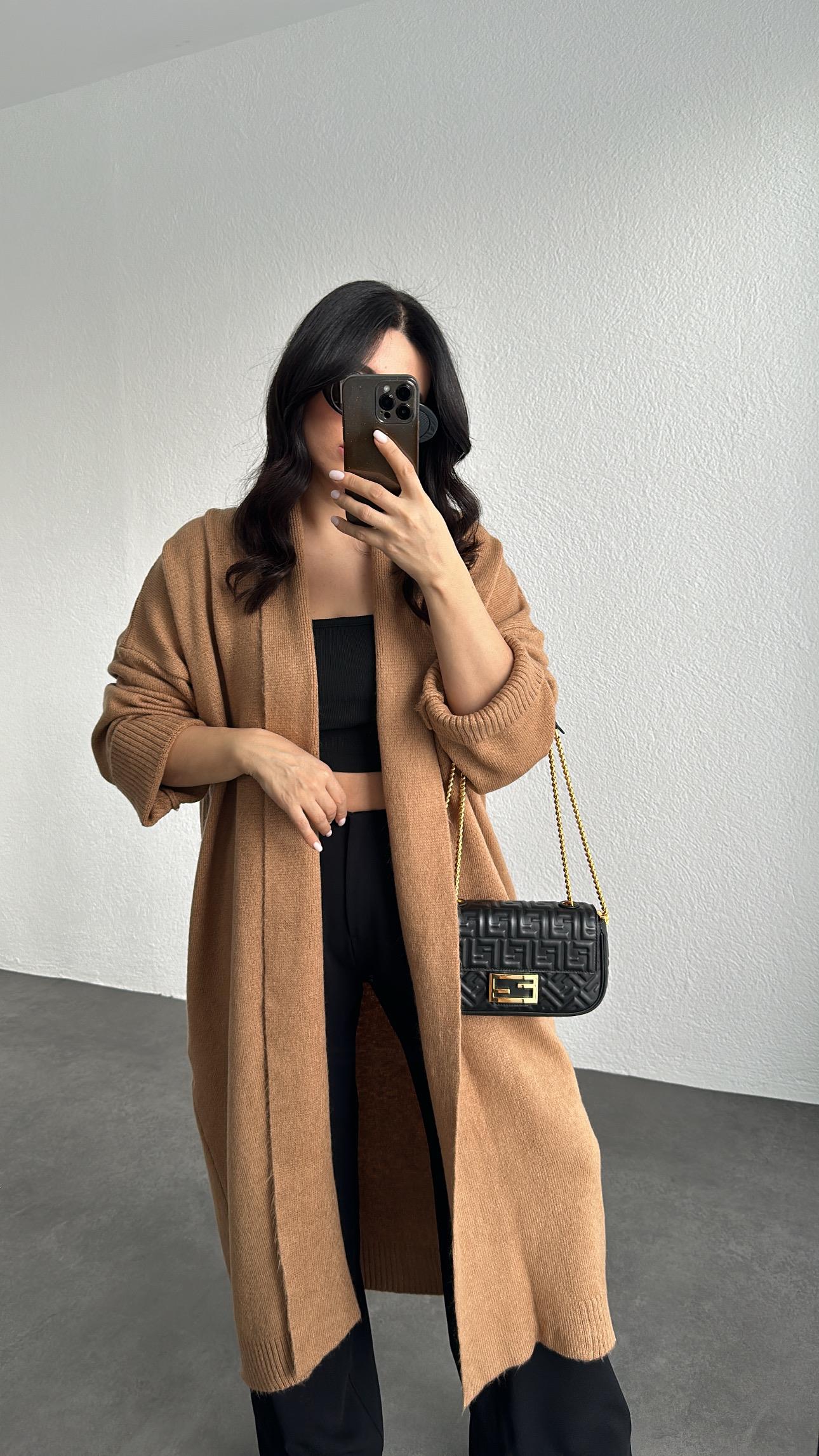 Şal Yaka Uzun Triko Hırka Camel