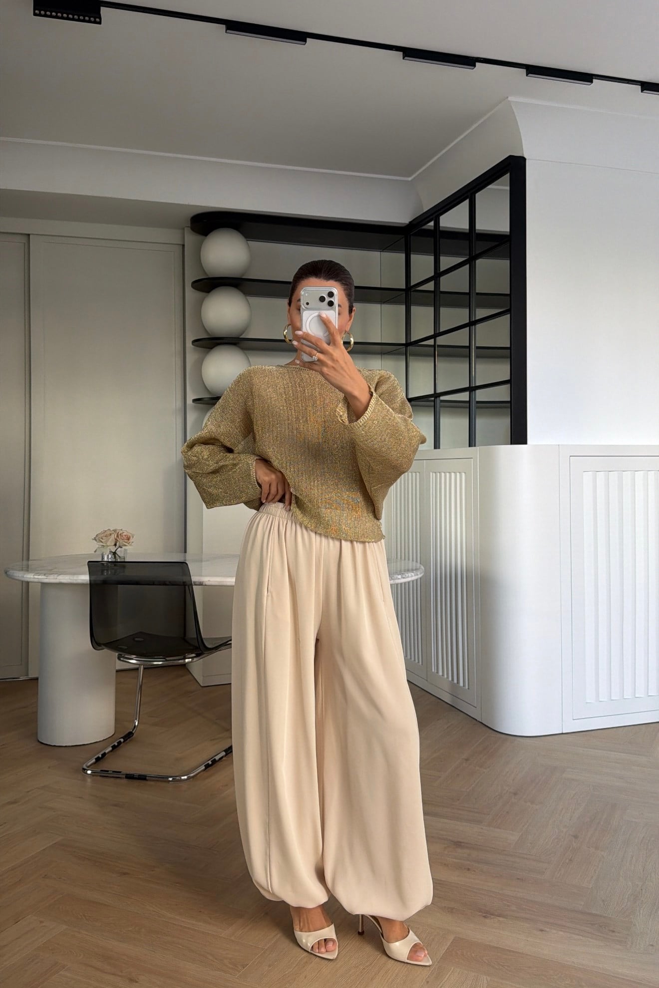 ŞALVAR MODEL PAÇASI LASTİKLİ PANTOLON BEJ