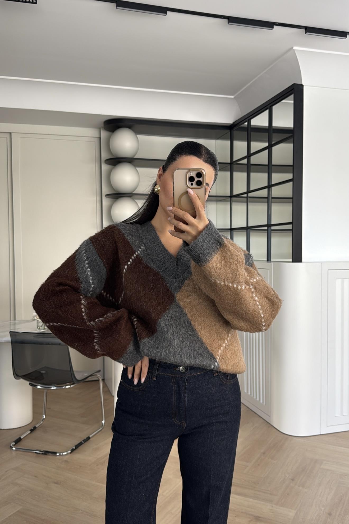 ŞARDONLU DOKULU BAKLAVA DESENLİ KAZAK