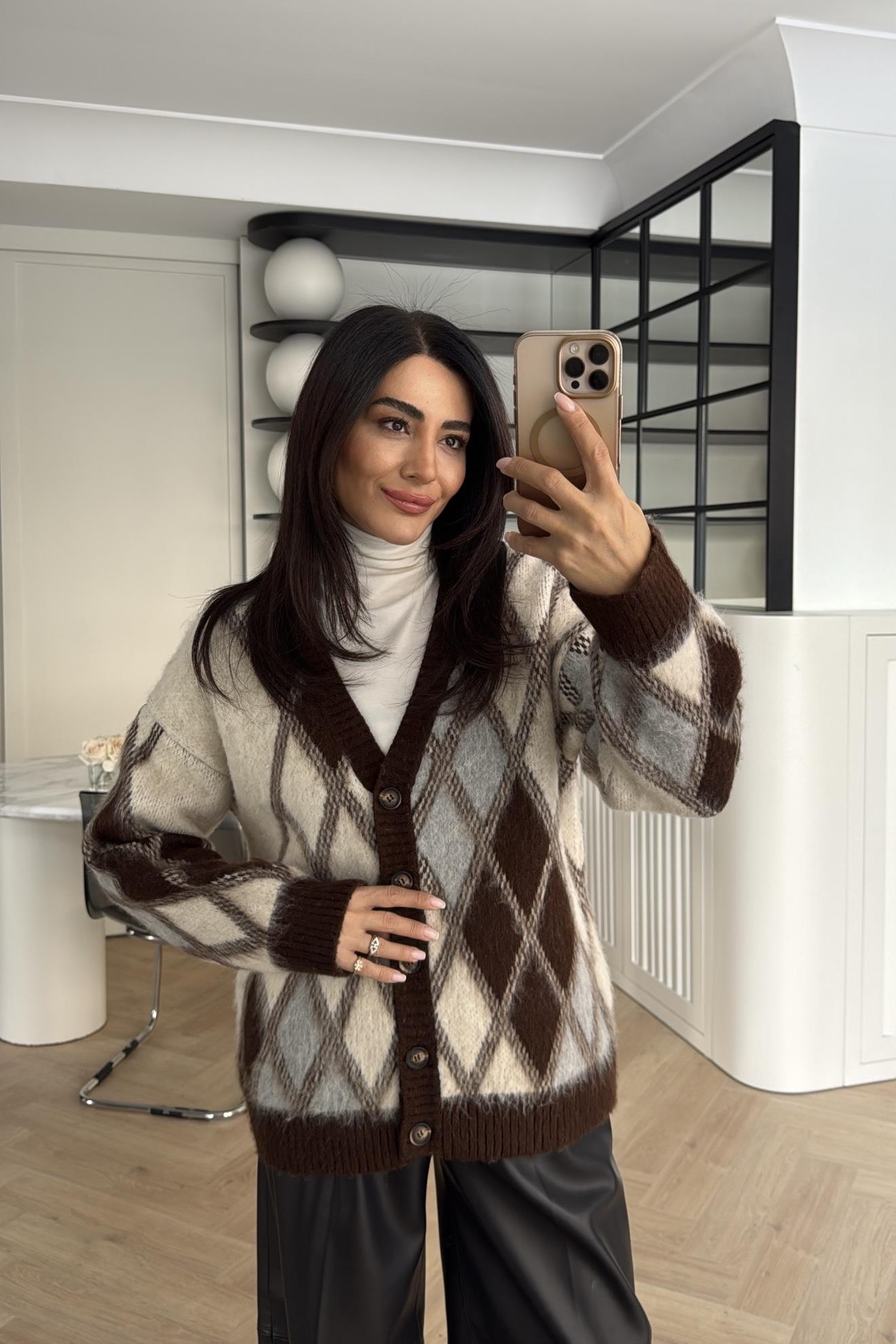 ŞARDONLU ZR MODEL BAKLAVA DESENLİ HIRKA 