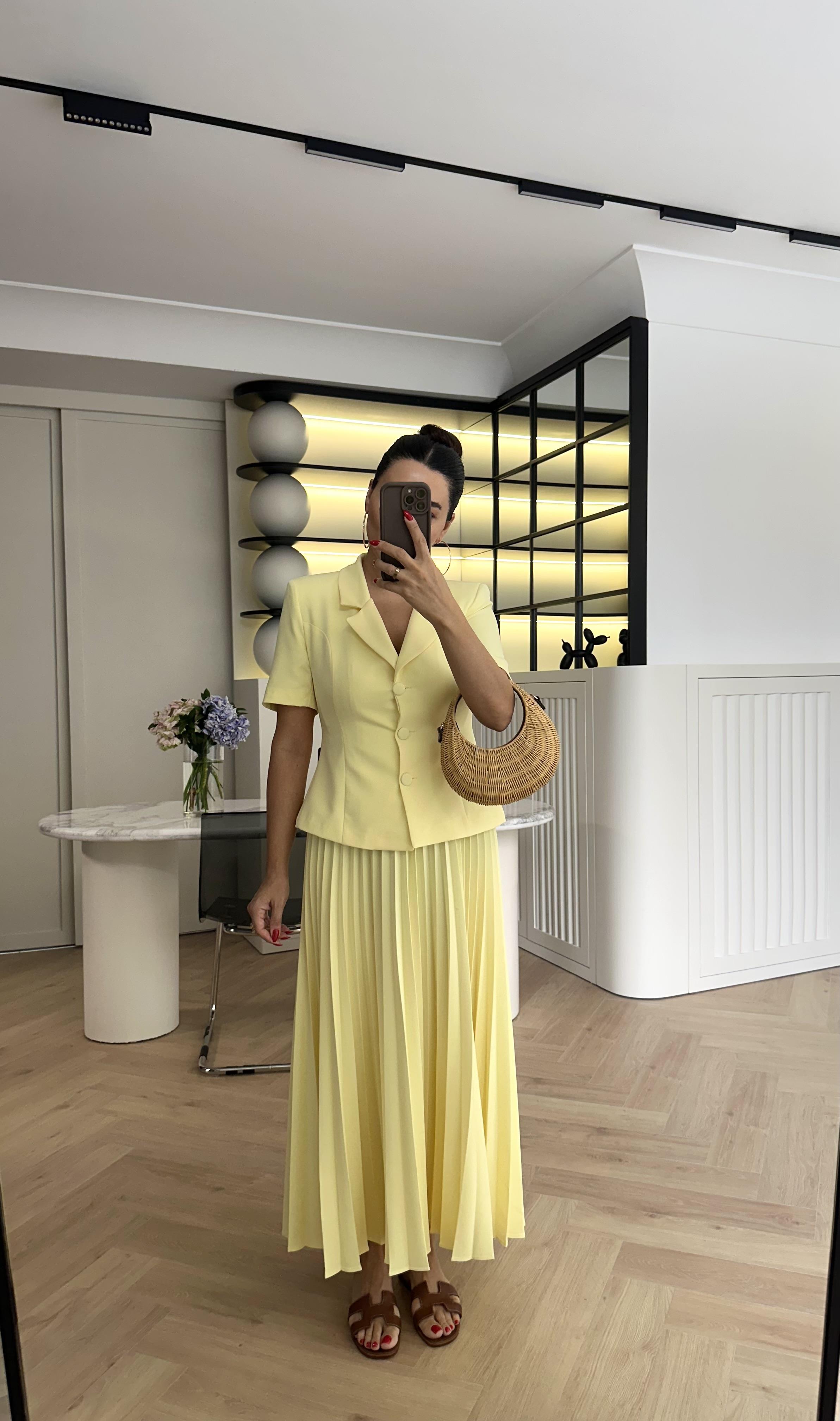 Sarı Renk Etek Ceket Takım