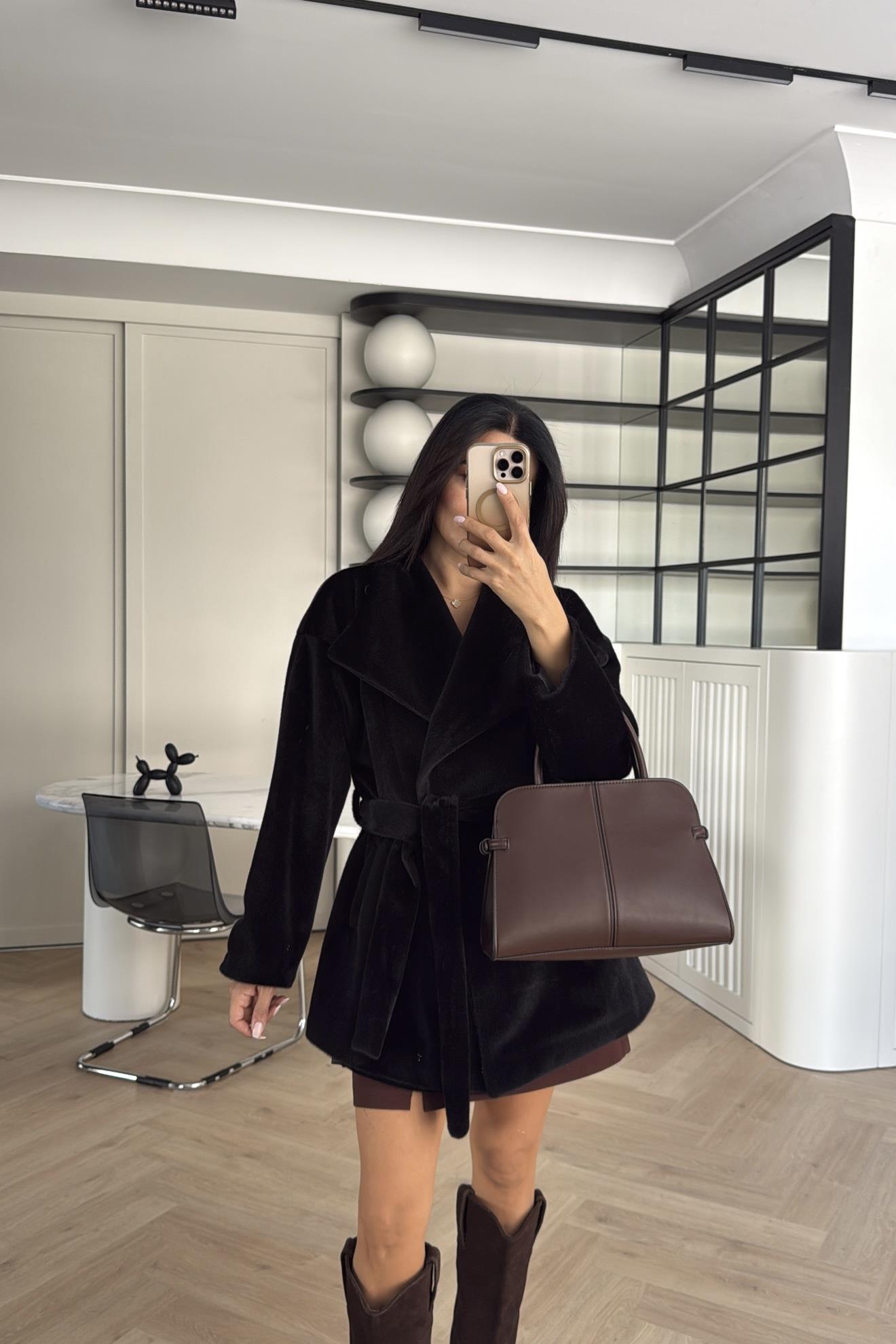 SİYAH ASTARLI DİK YAKA PELUŞ CEKET