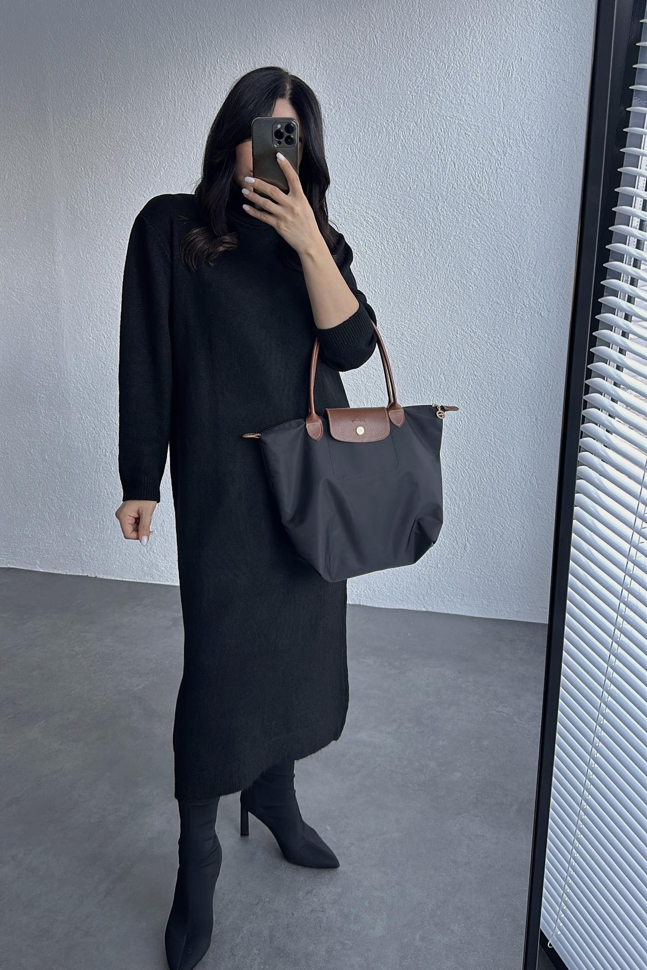 Siyah Balıkçı Yaka Maxi Boy Triko Elbise