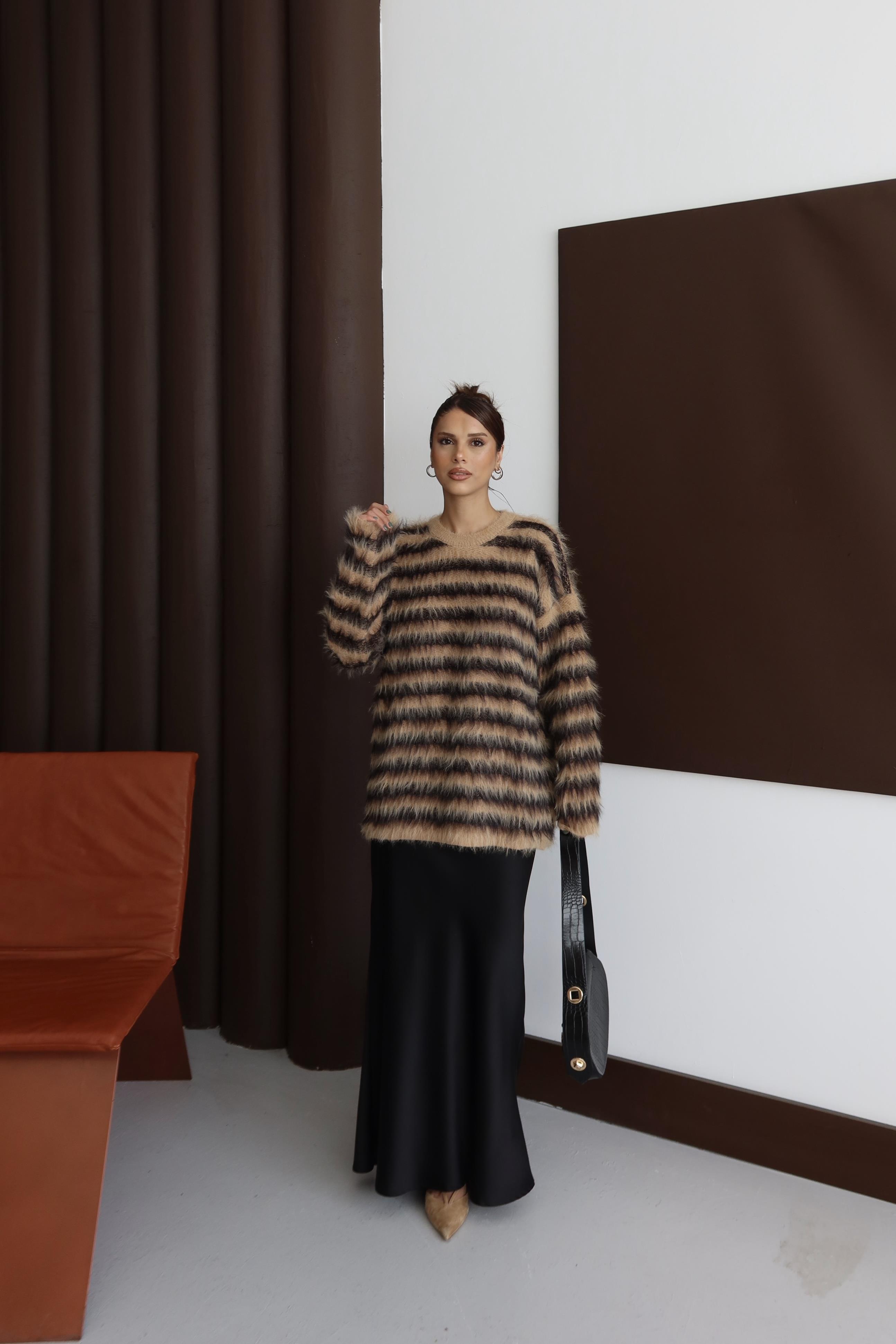 SİYAH CAMEL ŞARDONLU YUMOŞ TRİKO