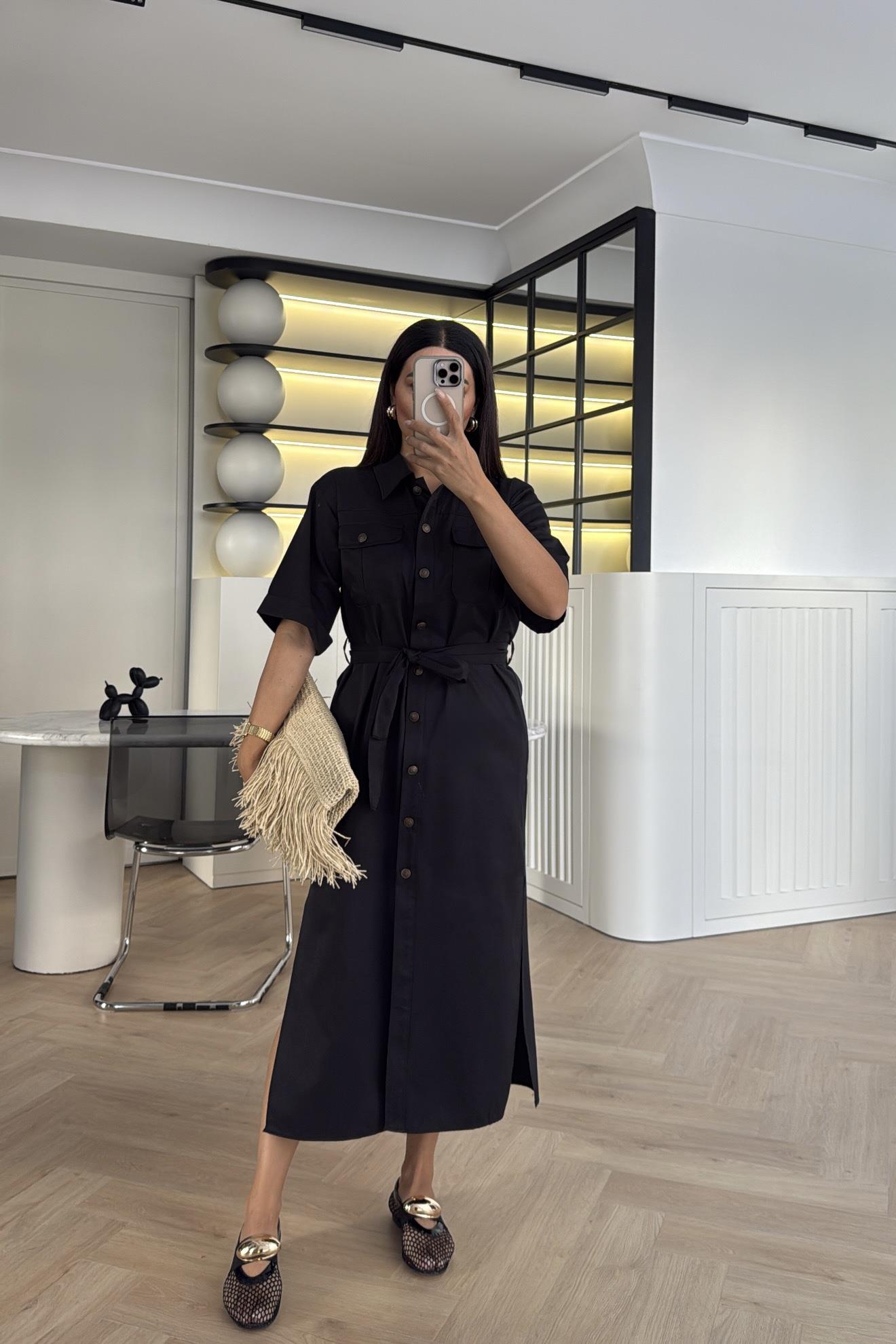 SİYAH KUŞAKLI YIRTMAÇLI GÖMLEK ELBİSE  