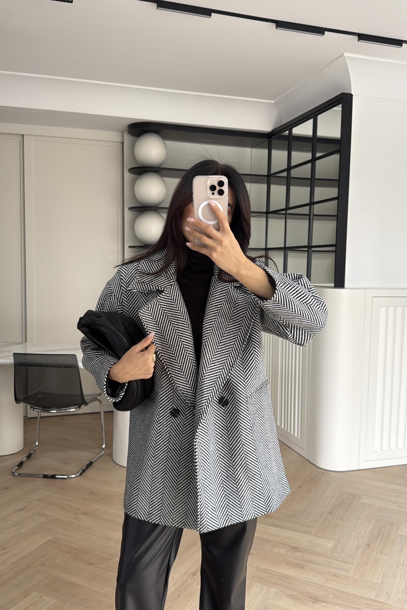 SİYAH OVERSİZE KALIP ASTARLI KISA KAŞE KABAN 