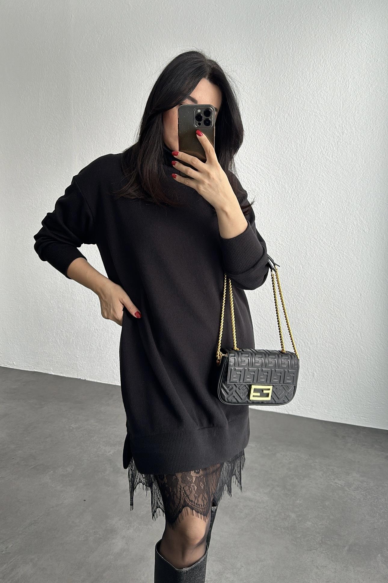 Siyah Renk Balıkçı Yaka Dantelli Triko Elbise