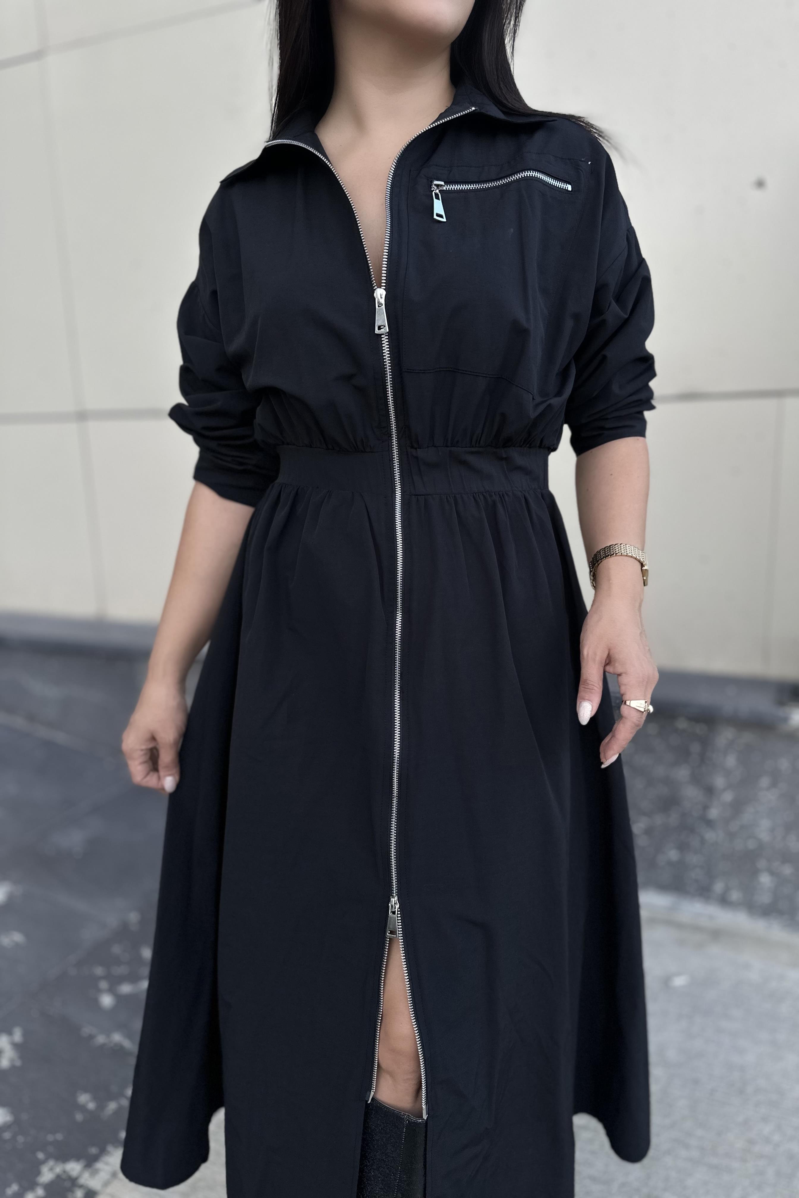 Siyah Renk Fermuar Detaylı Poplin Kumaş Elbise 