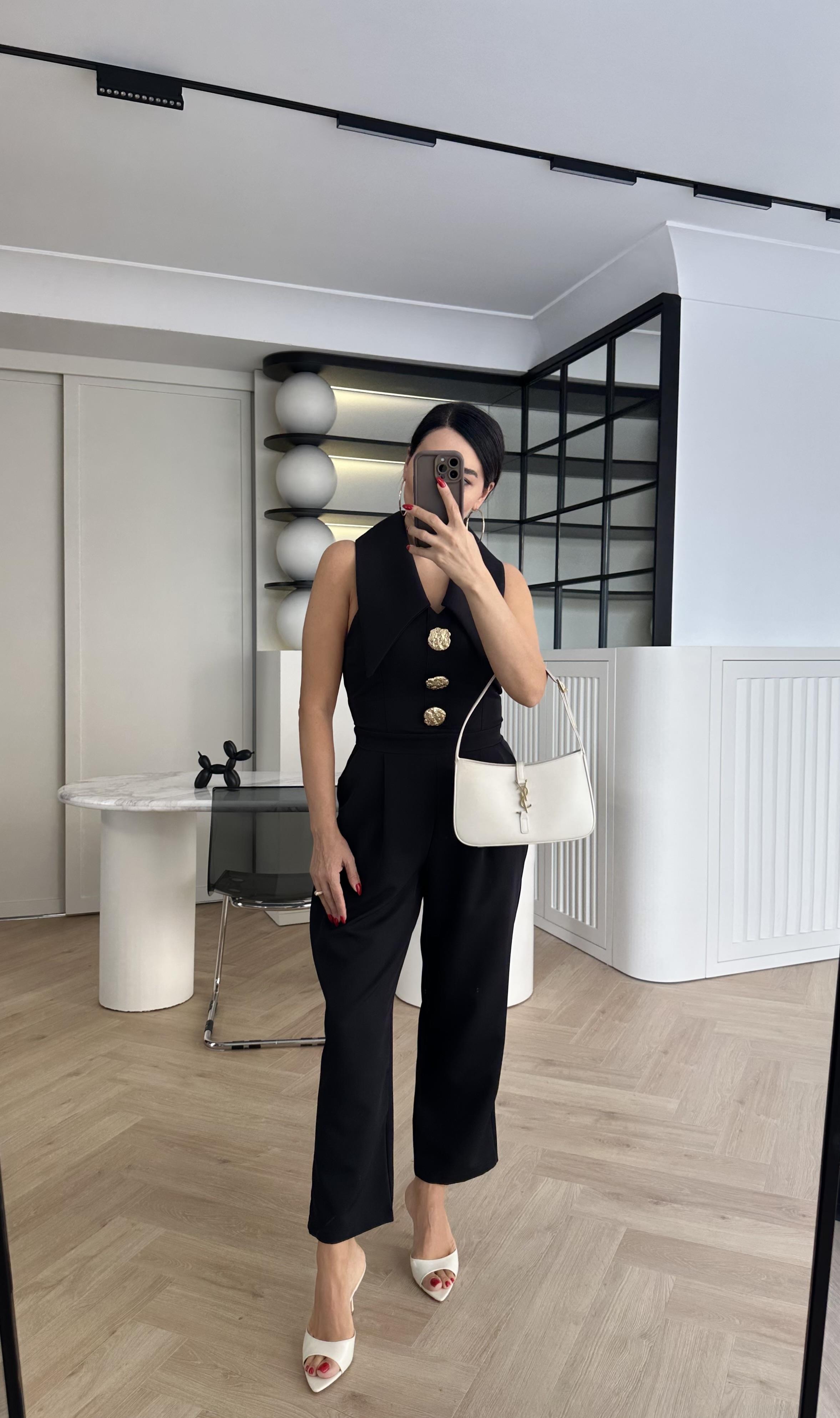 Siyah Renk Gold Düğmeli Tasarım Tulum 