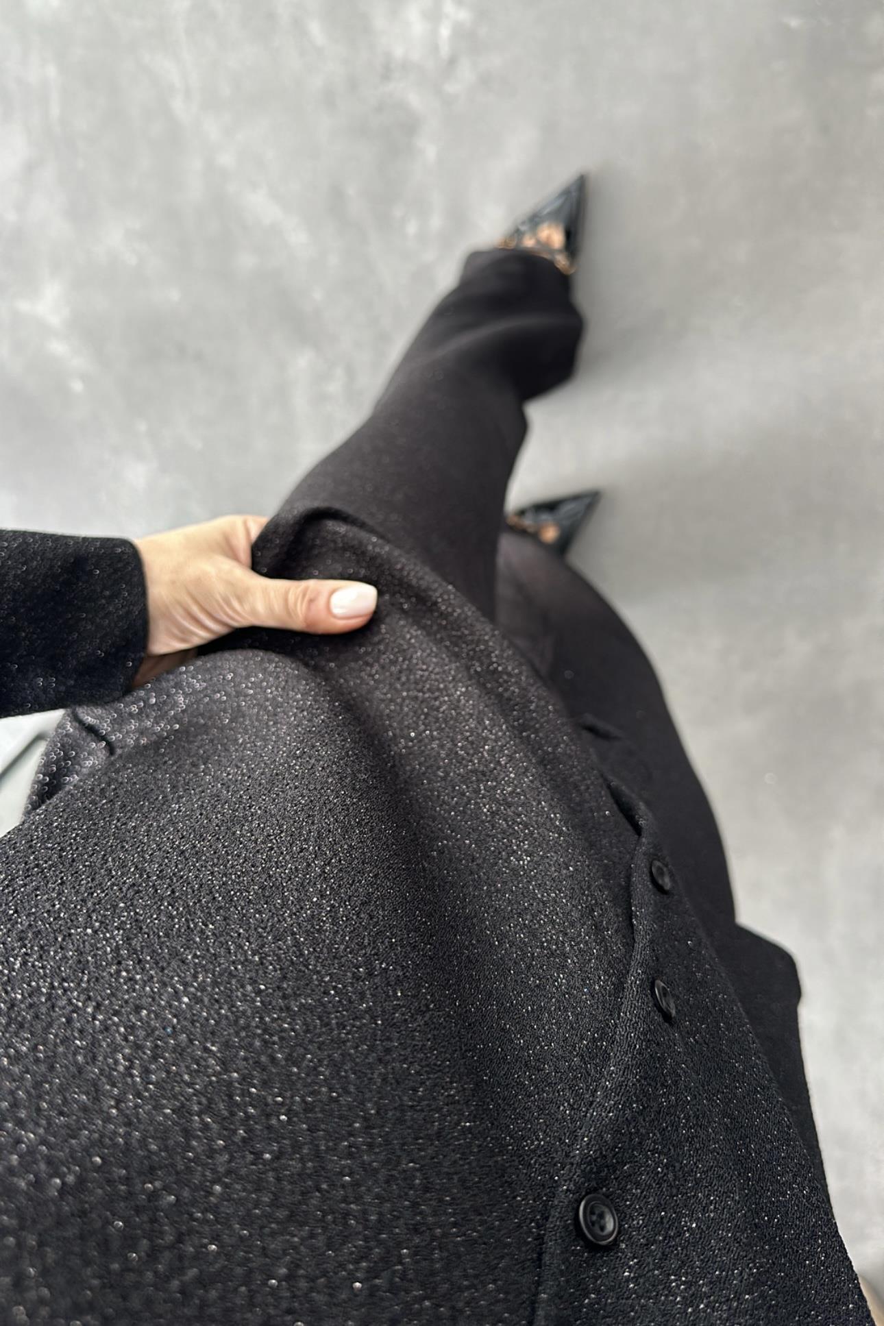 Siyah Renk Simli Pantolon Gömlek Takım