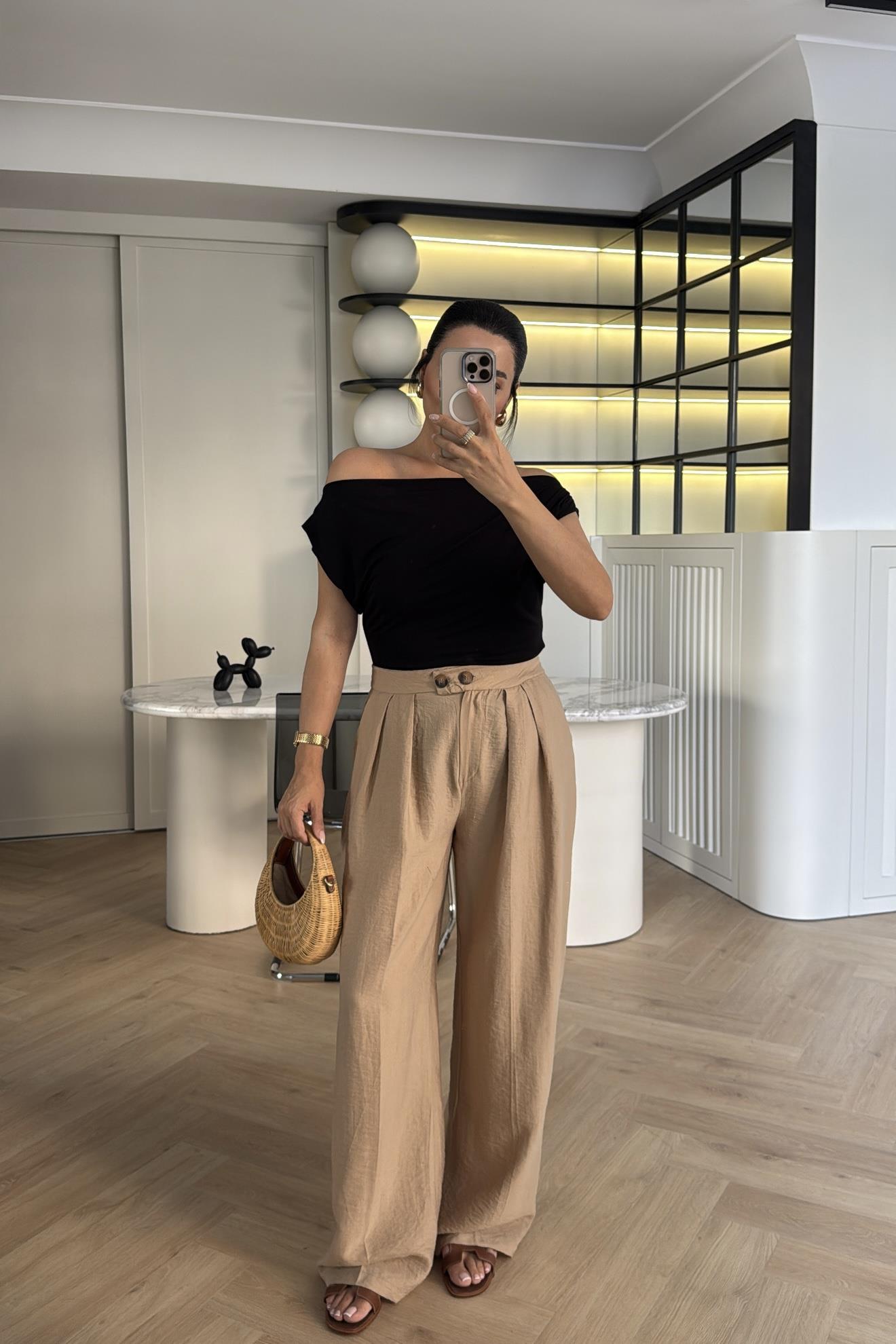 TAŞ ÖNDEN DÜĞMELİ TENSELPALAZZO PANTOLON