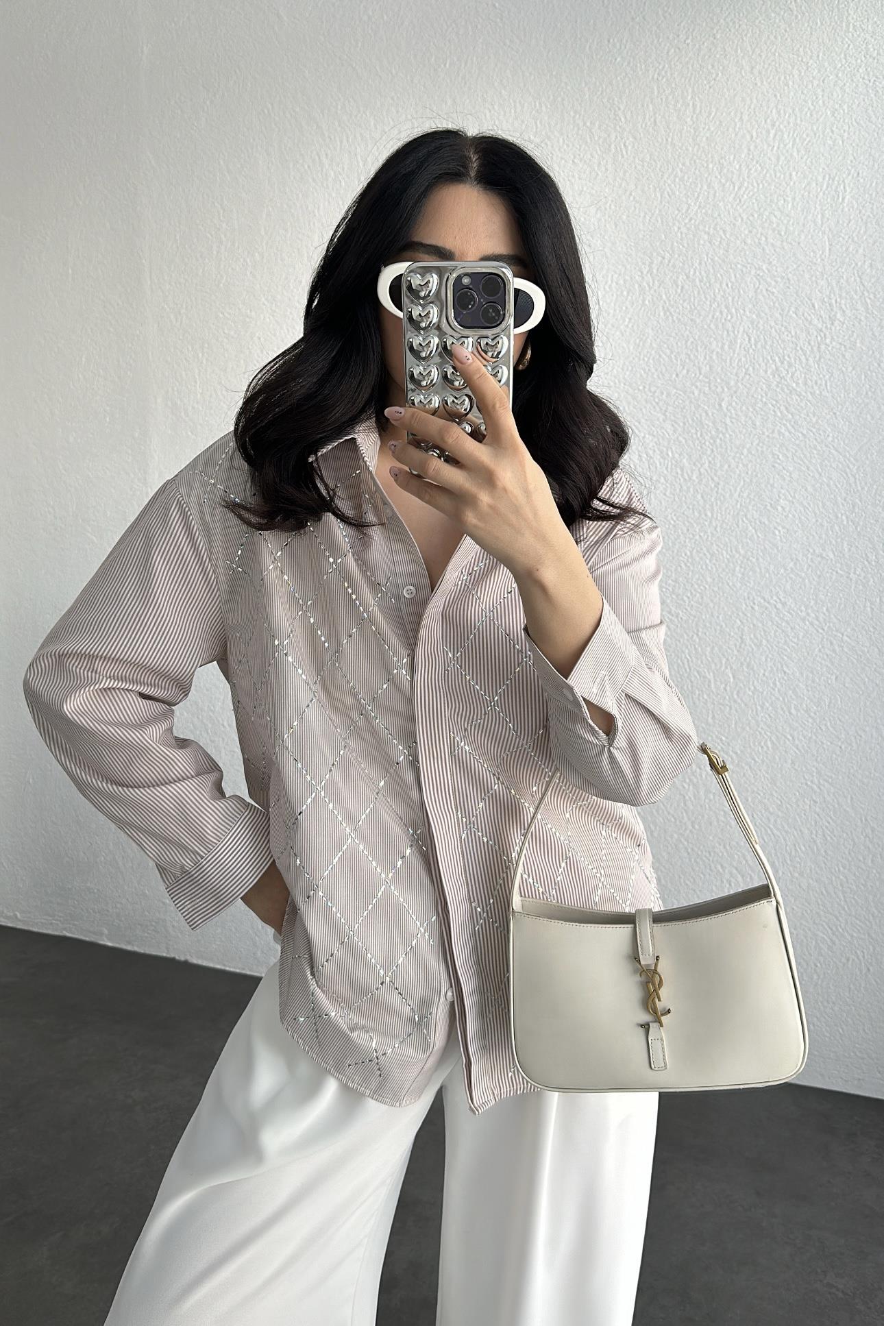 Tasarım Taş Detaylı Gömlek Vizon