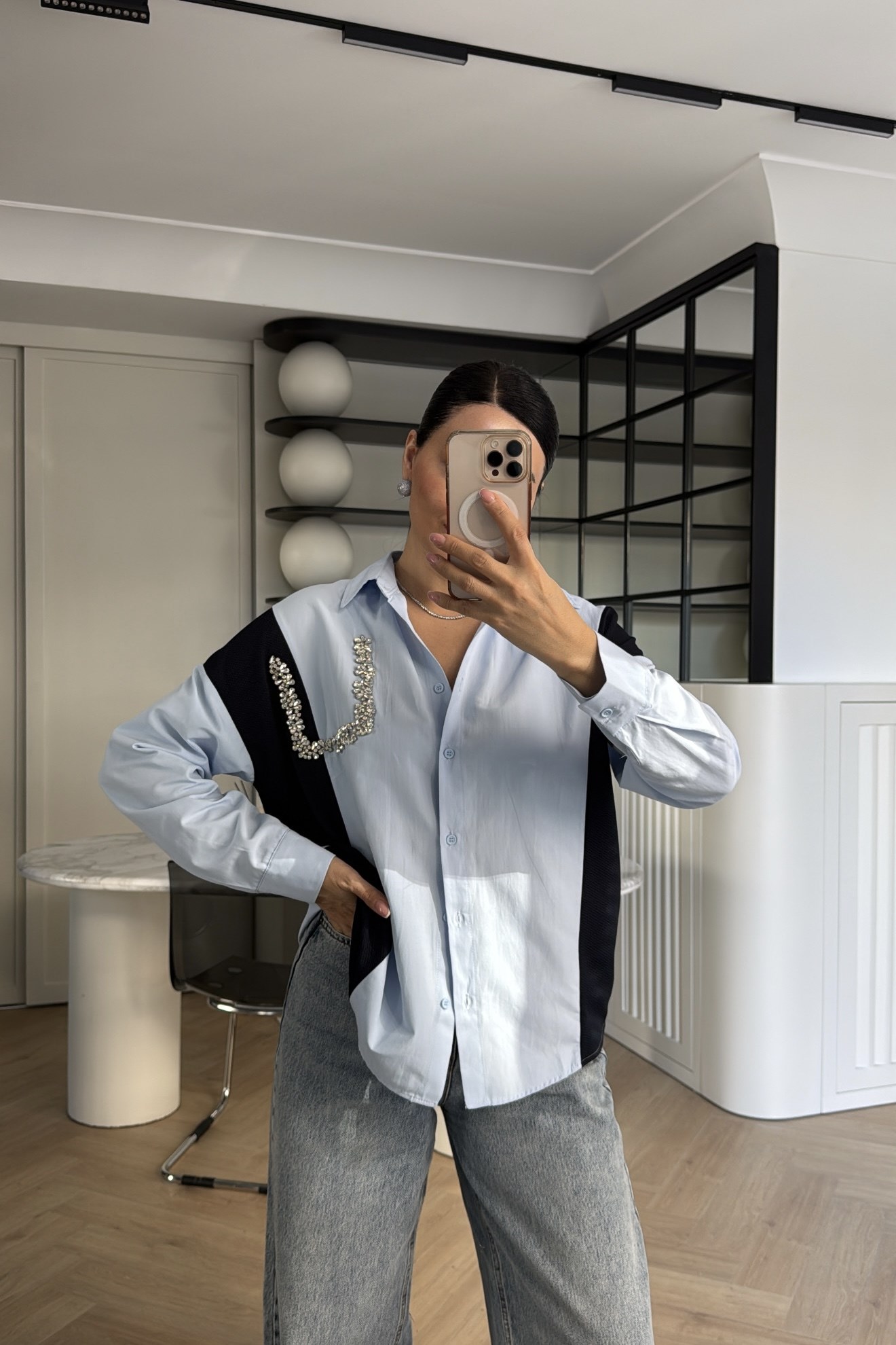 TRİKO GARNİLİ CEP KISMI TAŞ DETAYLI İPKYOL MODEL GÖMLEK LACİ