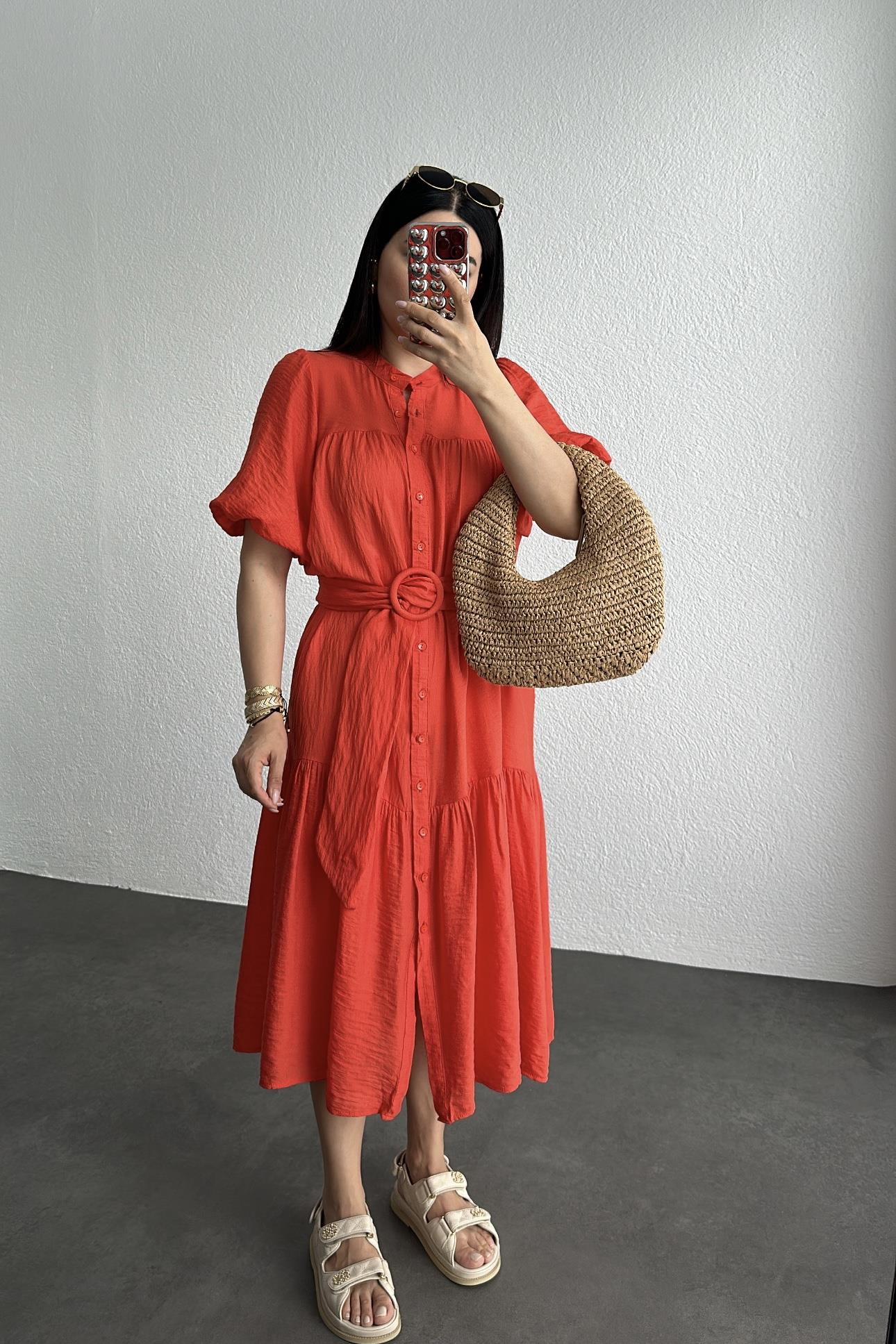 Turuncu Önden Düğmeli Kemerli Elbise