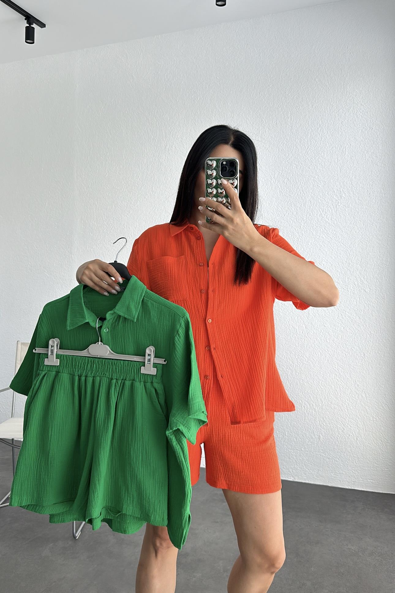 Turuncu Renk Müslin Kumaş Şortlu Takım