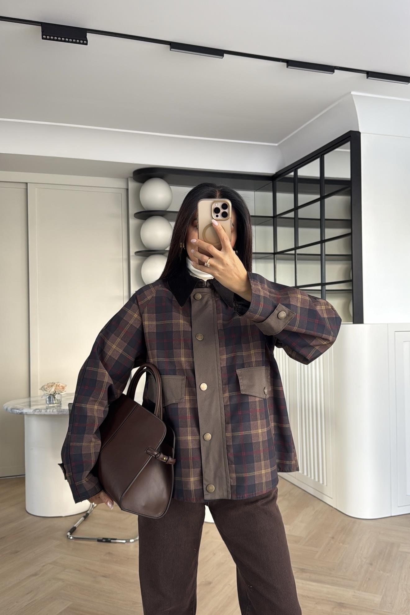 YAKASI KADİFE EKOSELİ CEKET