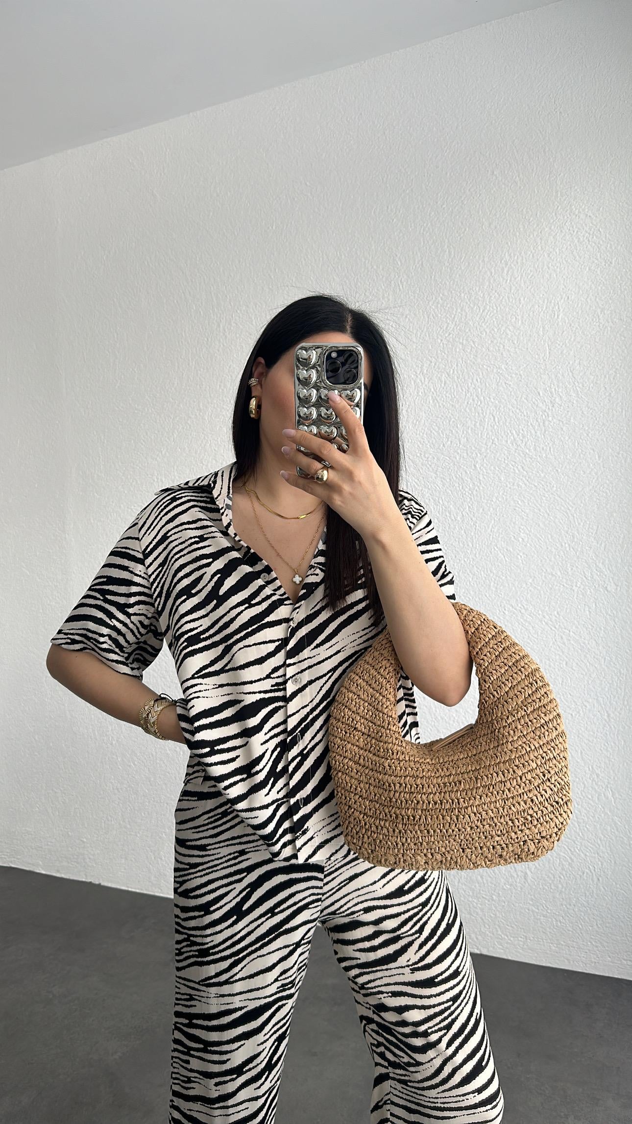 Zebra Desen Krep Kumaş Rahat Takım
