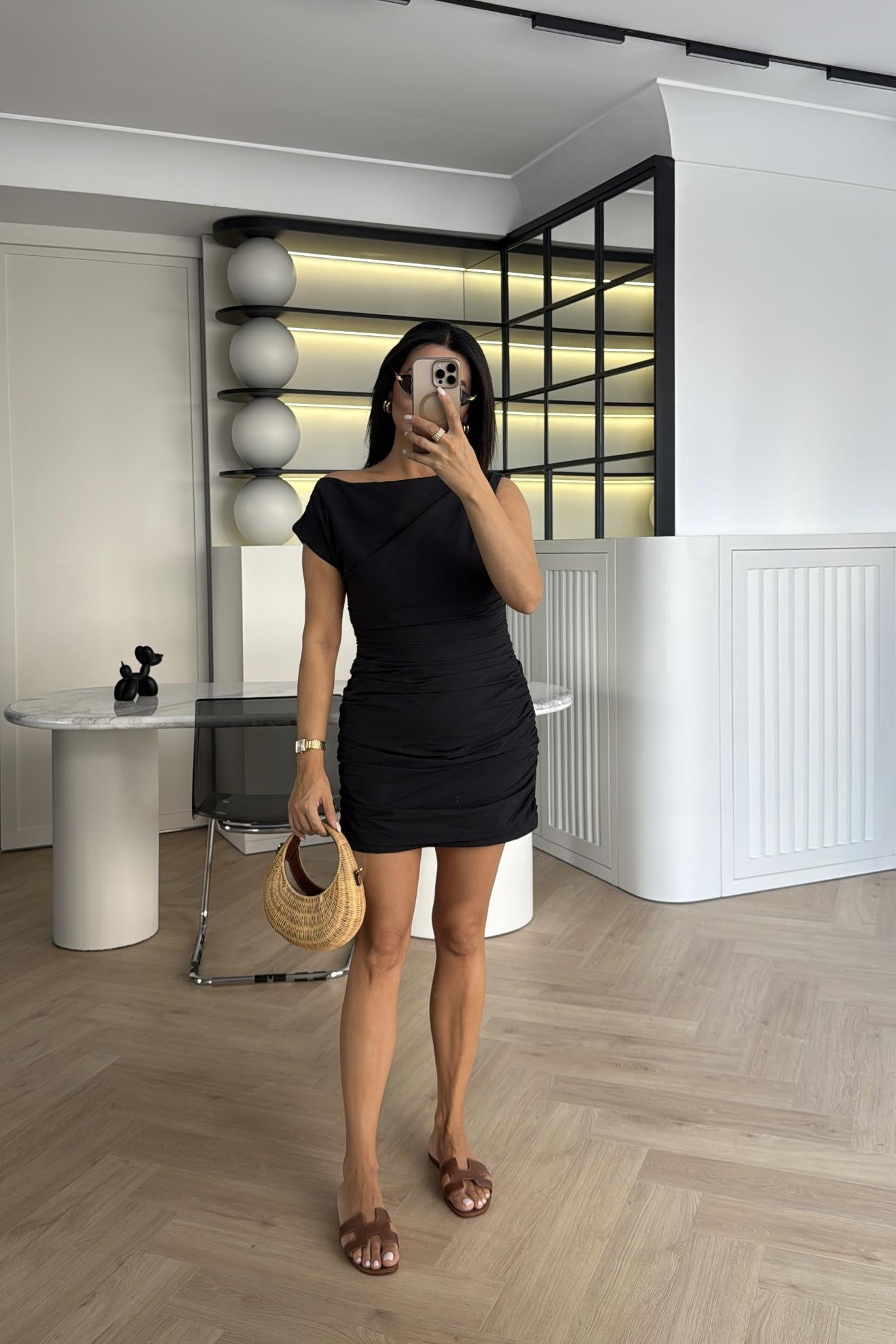 ZR MODEL DÜŞÜK OMUZ ELBİSE SİYAH 