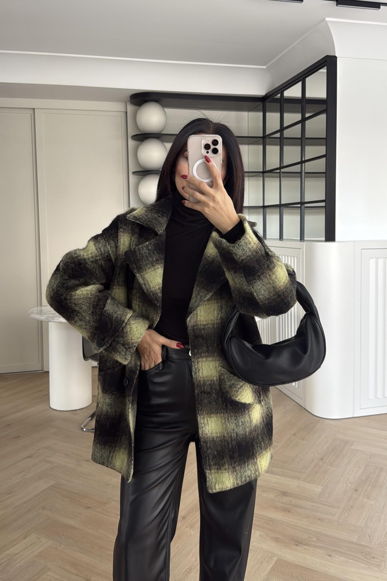 ZR MODEL TİFTİK DOKULU YEŞİL EKOSE DÜĞMELİ KABAN