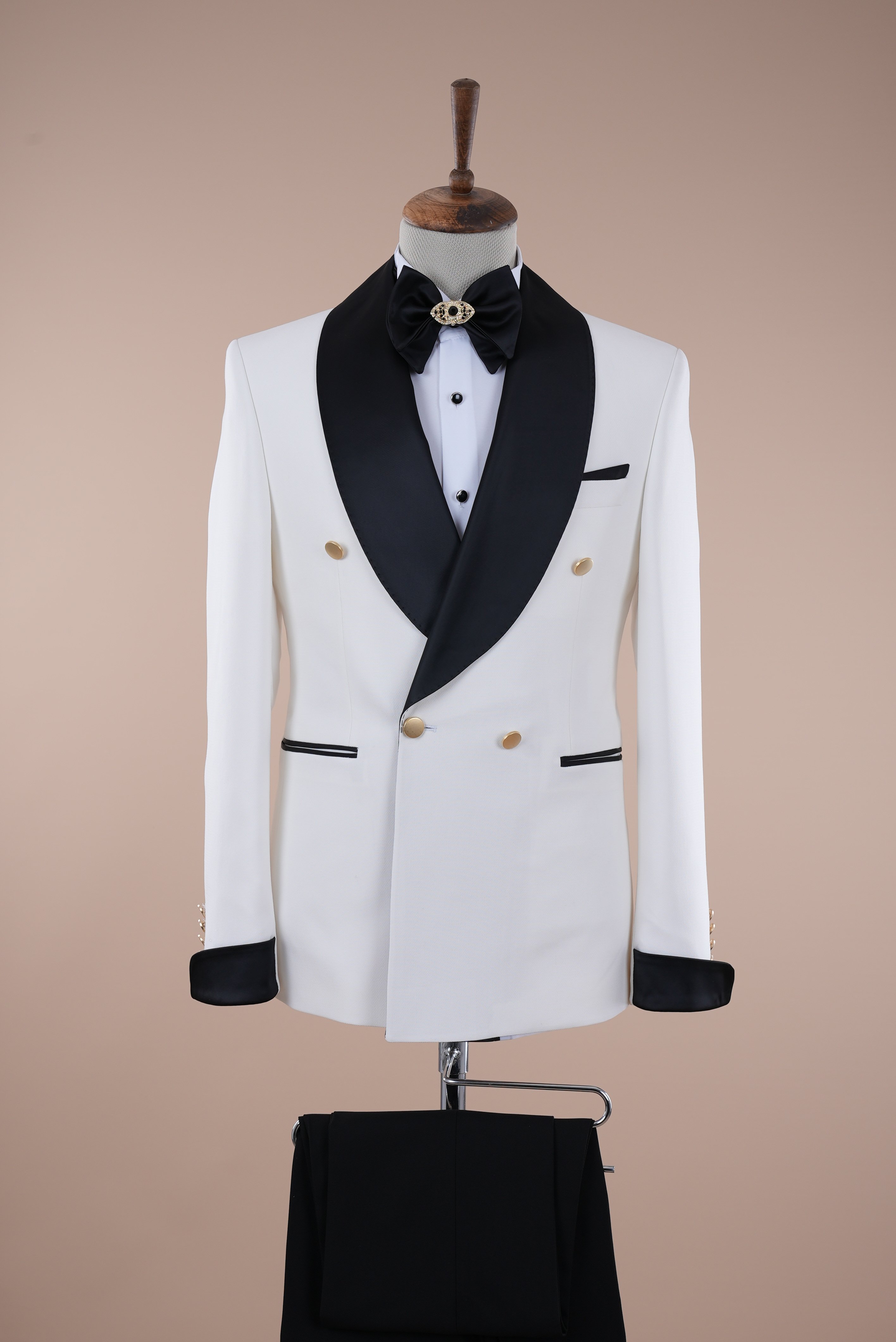 Erkek Kruvaze Şal Yaka Damatlık Kol Manşetli Metal Düğme Slim fit İtalyan Stil Ceket Pantolon Papyon-Krem