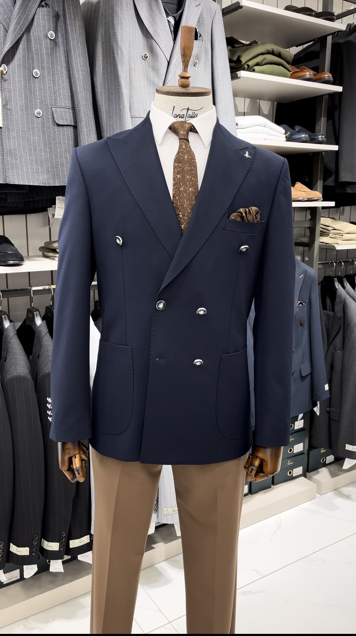 Erkek Premium İtalyan Stil Slim Fit Erkek Punto Dikişli Torba Cepli Yarım Astarlı Kruvaze Ceket-Lacivert
