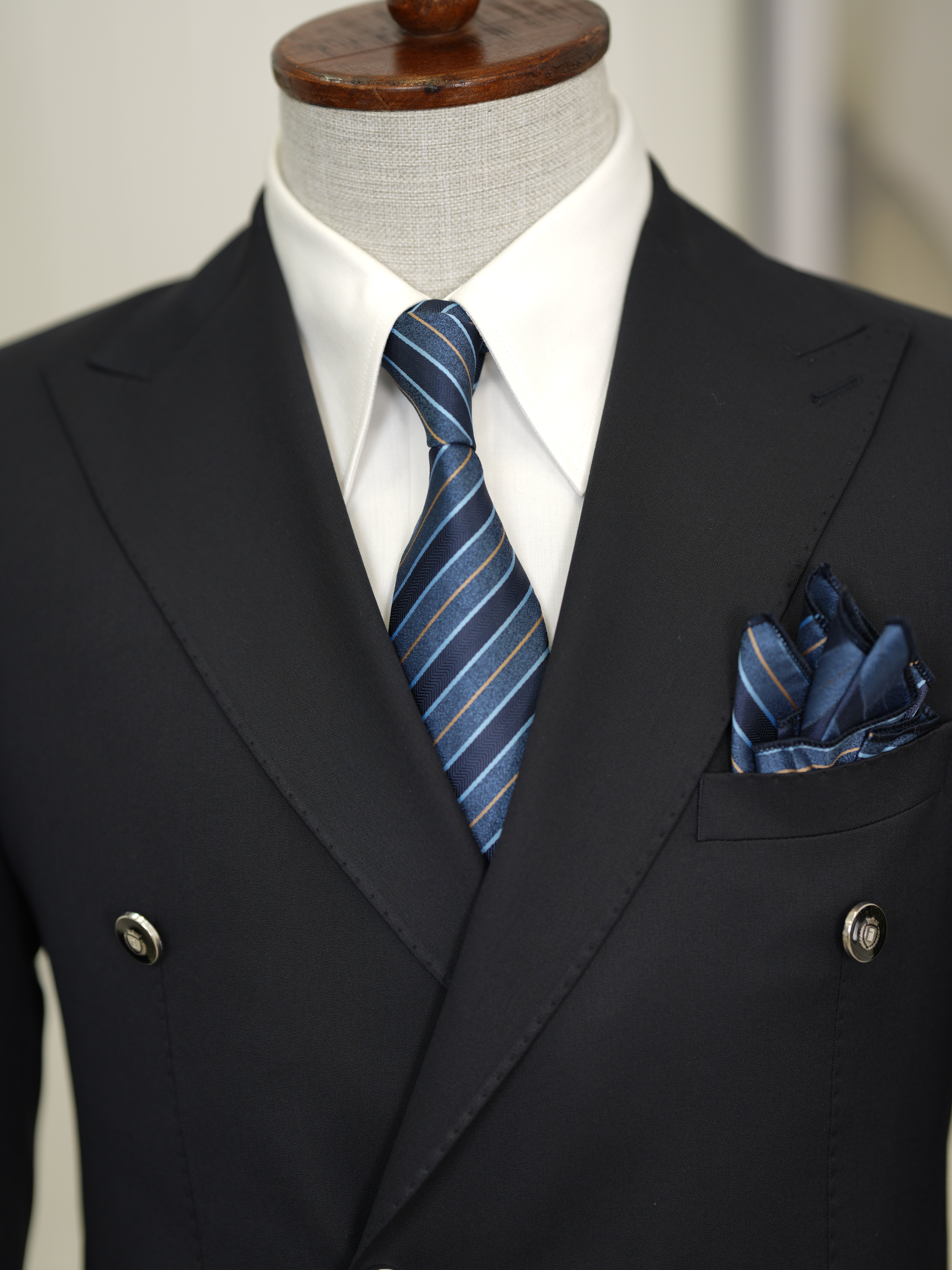 Erkek Premium İtalyan Stil Slim Fit Erkek Punto Dikişli Torba Cepli Yarım Astarlı Kruvaze Ceket-Laci
